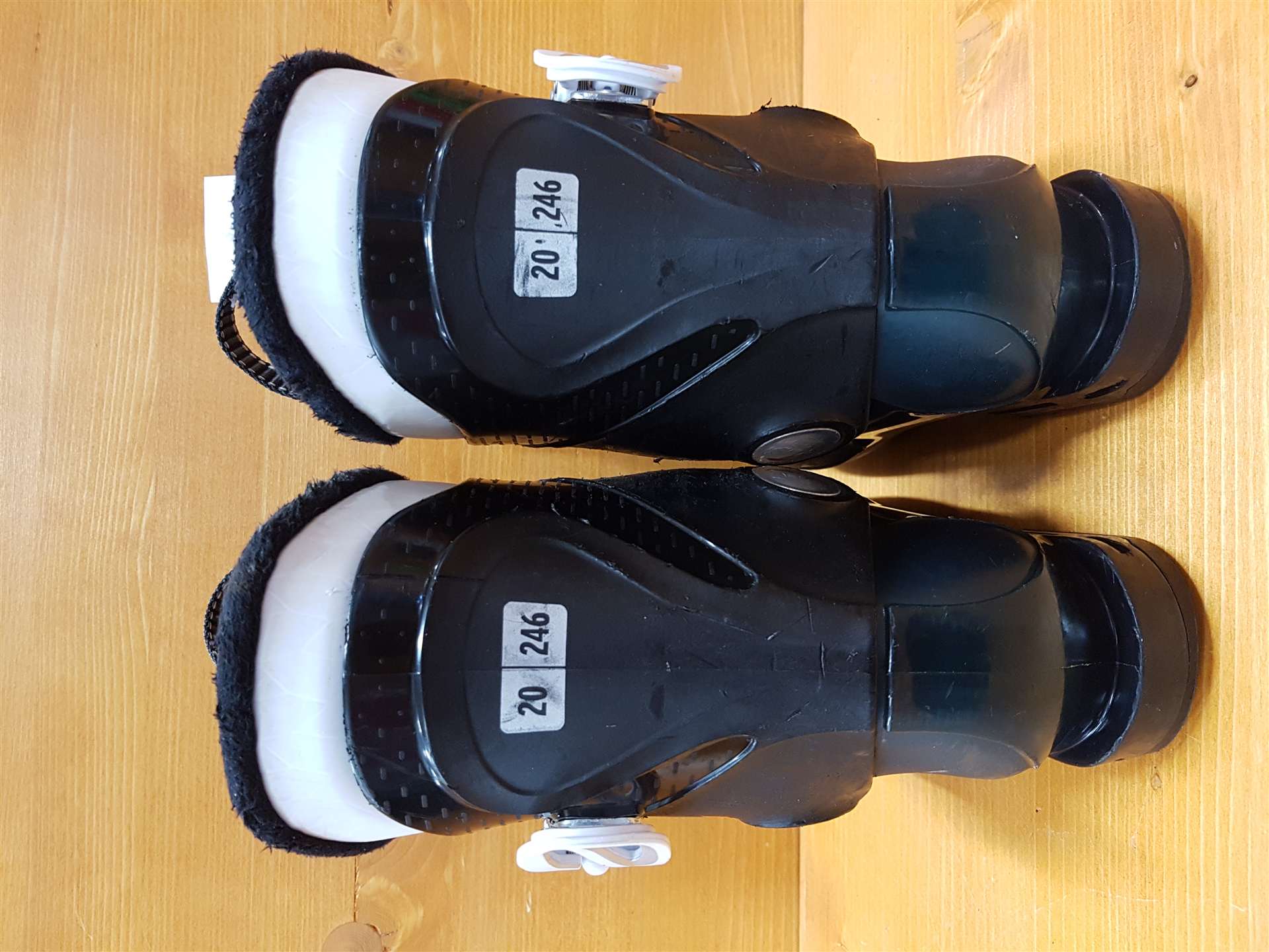 Gebrauchte SALOMON T2 Skischuhe