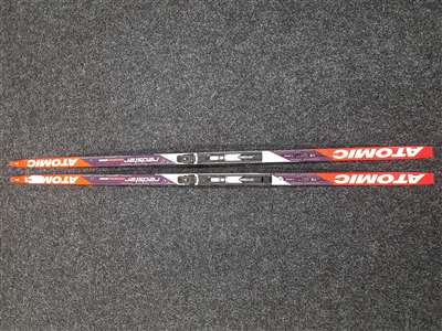 Esquís de fondo ATOMIC Redster Marathon Skate usados + fijaciones SNS Atomic