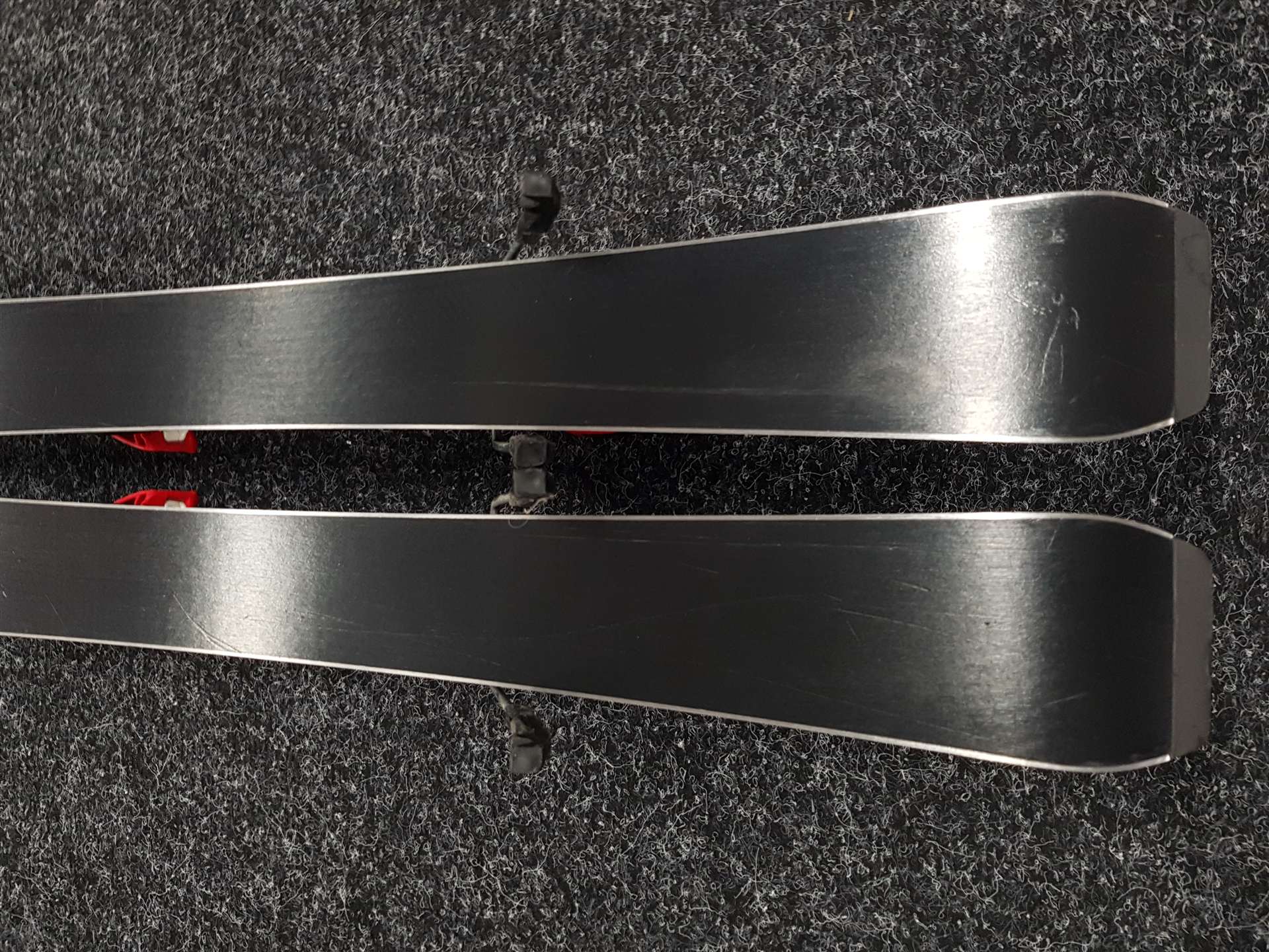 Használt gyermek síléc ATOMIC Redster X2 + Atomic Five 5 kötés