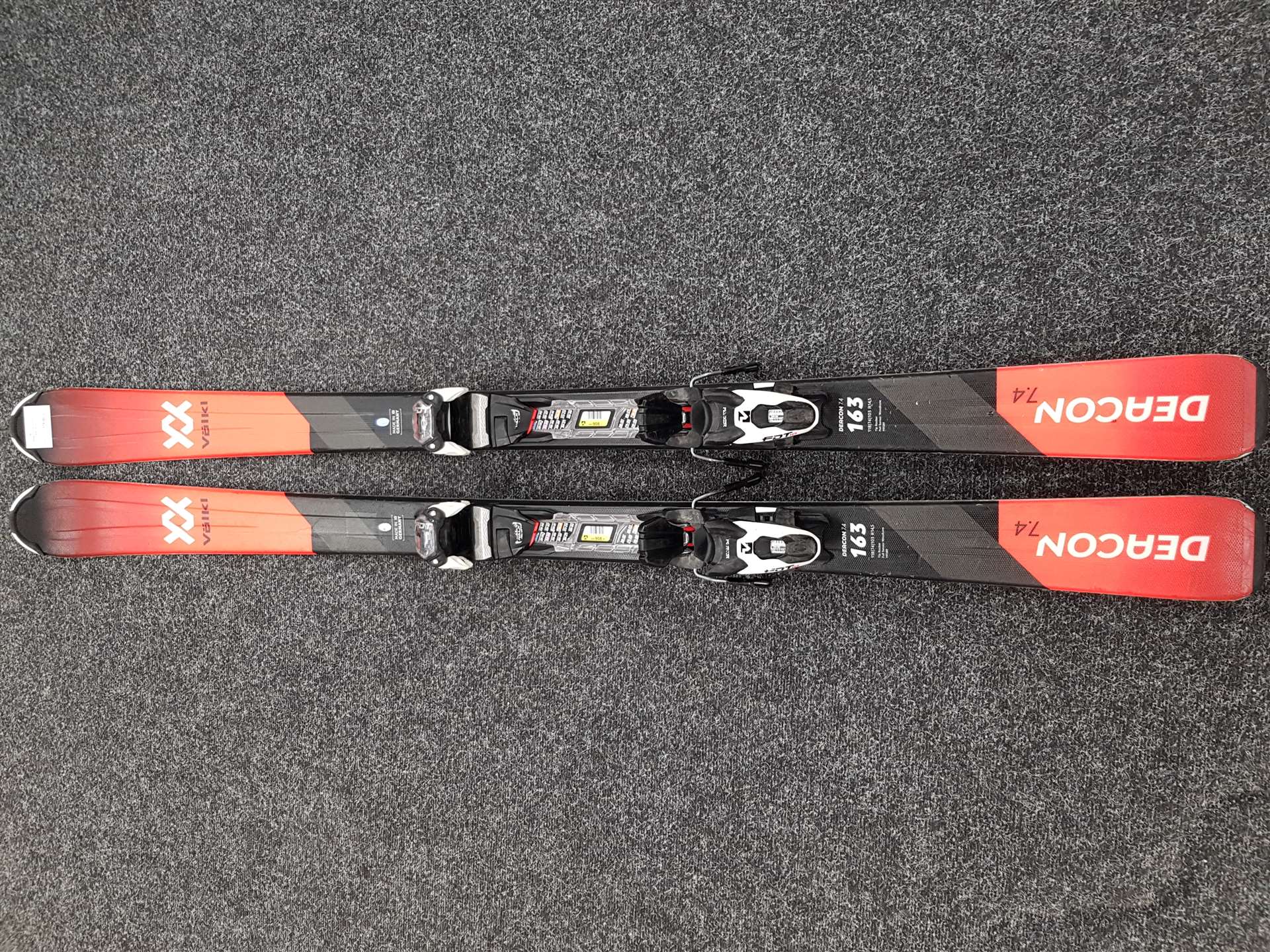 Gebrauchte Skier VOLKL DEACON 7.4