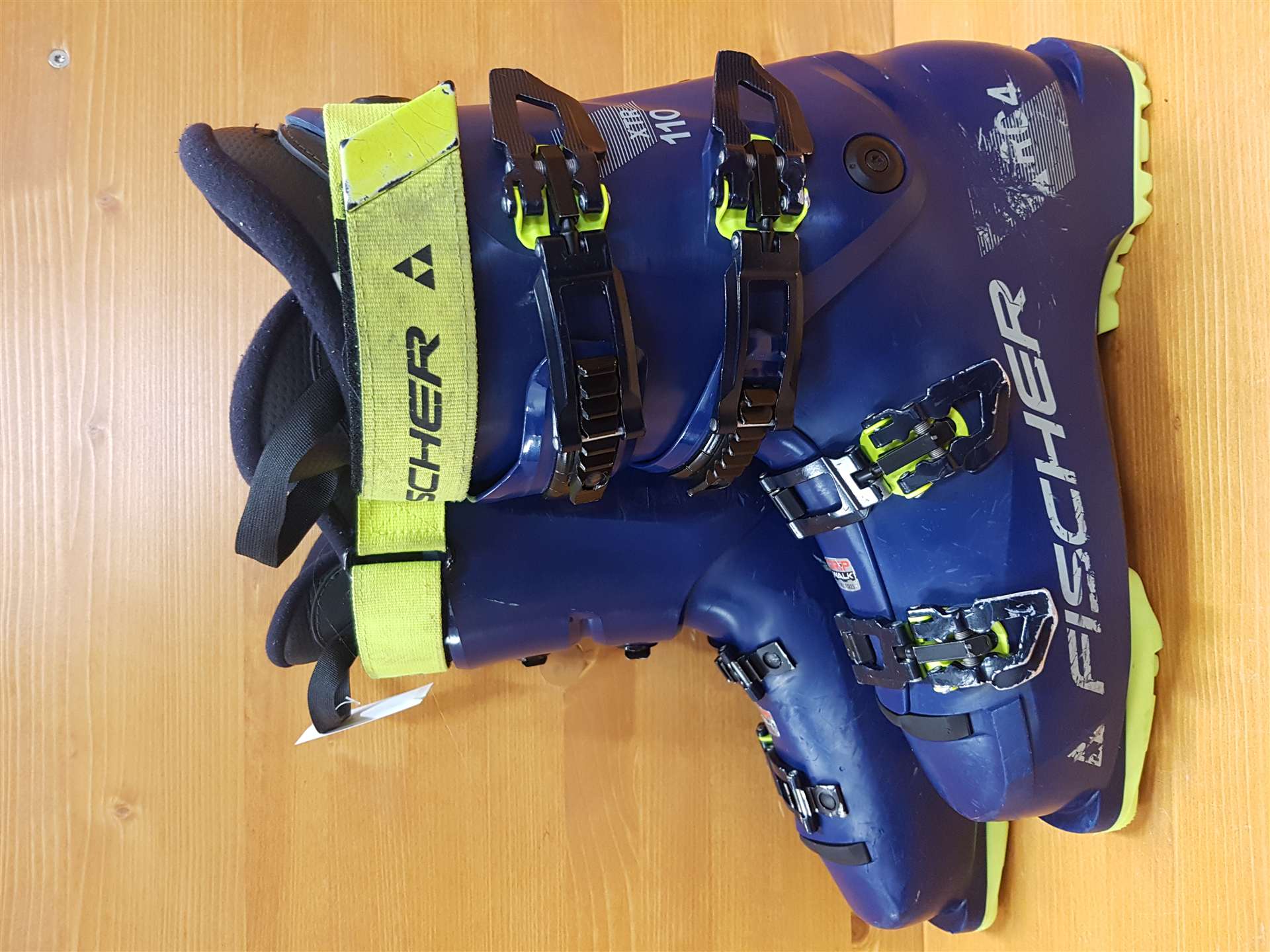 Použité lyžiarky FISCHER RC4 XTR 110