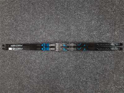 Skis de fond FISCHER Twinskin Cruiser d'occasion + fixations Fischer Control NNN