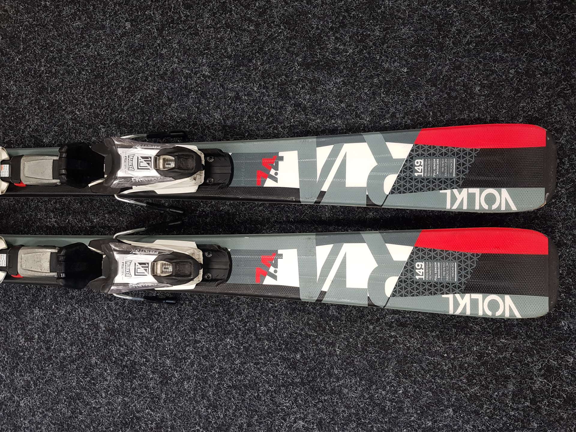 Použité lyže VOLKL RTM 7.4 + viazanie Marker Fasttrak 10