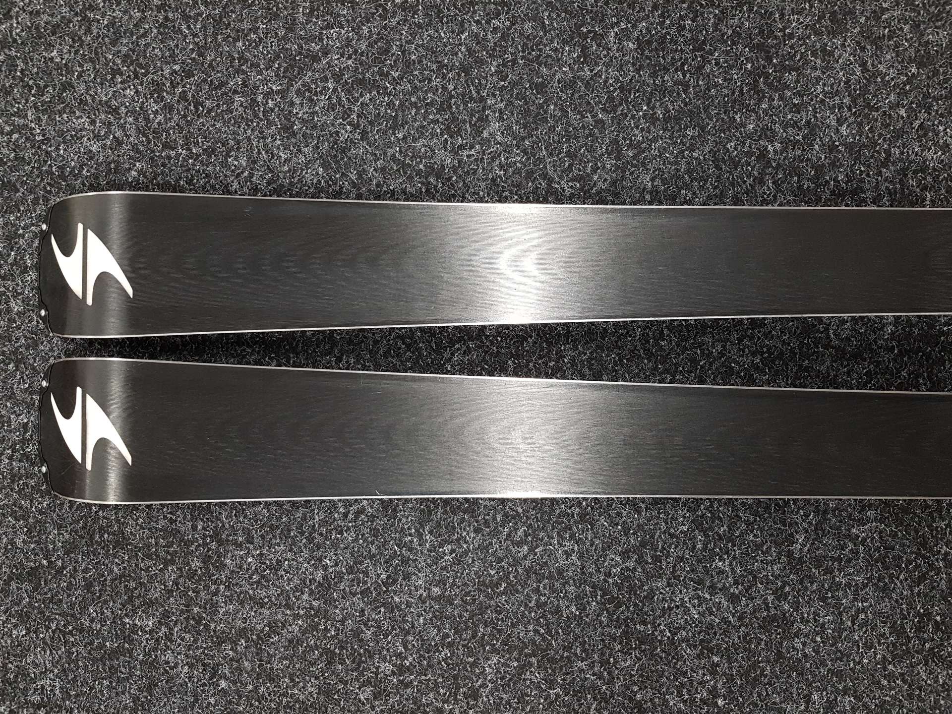 Gebrauchte BLIZZARD Quattro RS Ski + Marker Xcell 14 Bindungen