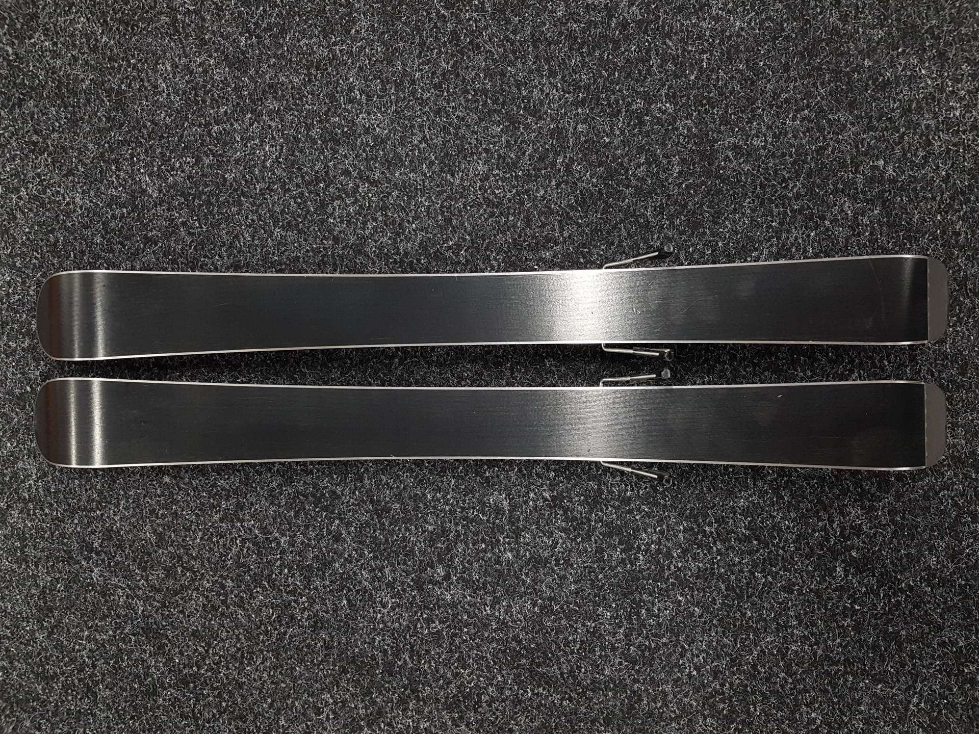Skis enfant d'occasion VOLKL Racetiger JR 90 + fixations Marker 4.5