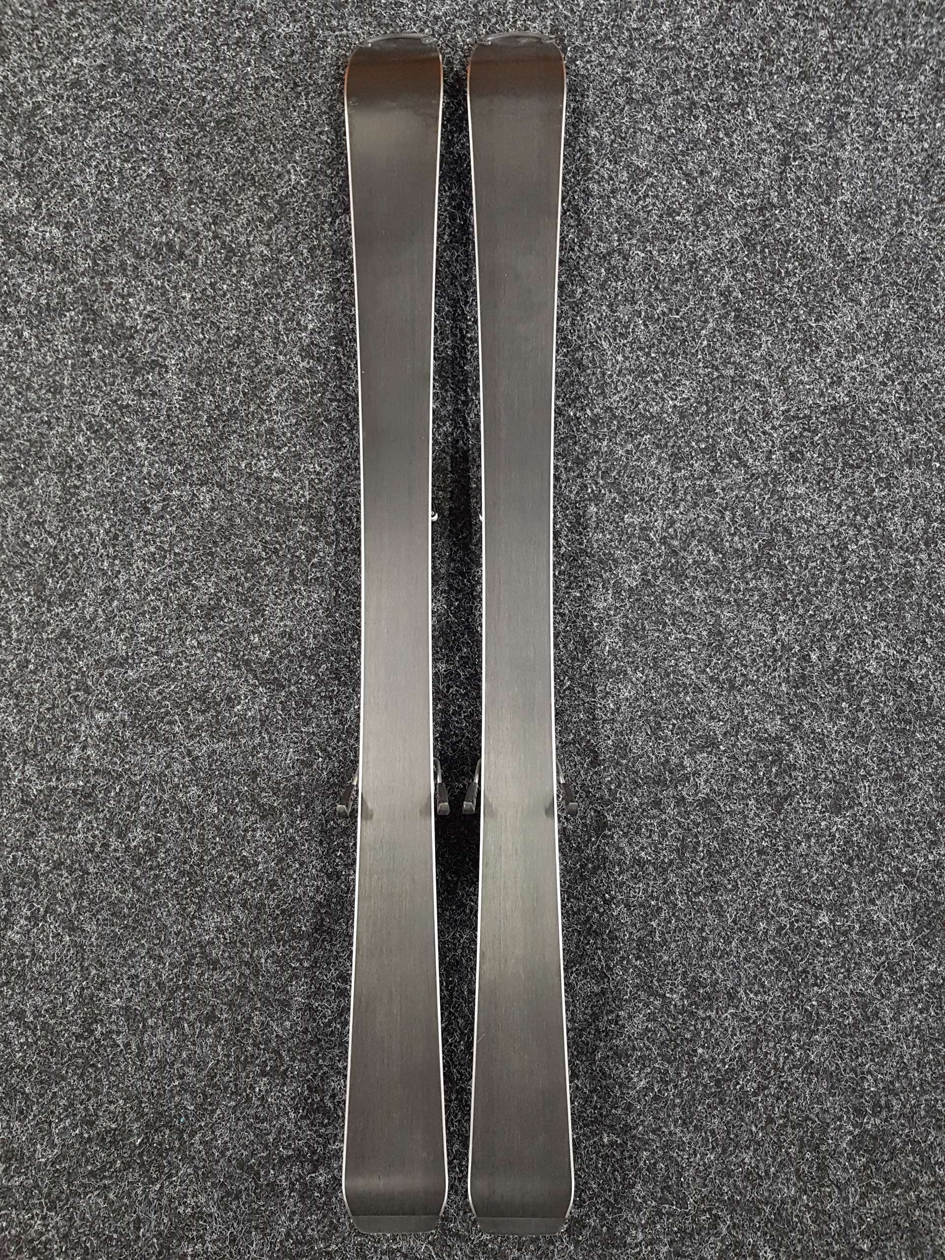 Skis enfant d'occasion SPORTEN Venus + fixations Tyrolia SLR 4.5