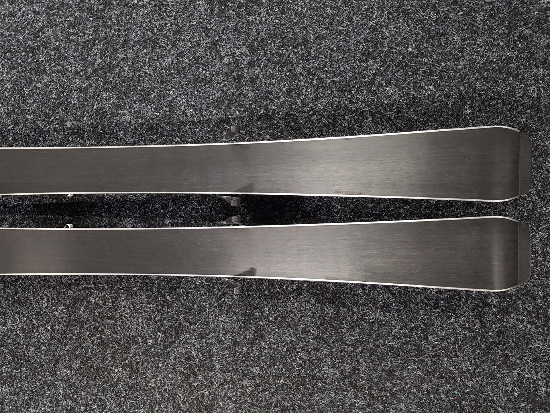 Skis enfant d'occasion SPORTEN Venus + fixations Tyrolia SLR 4.5