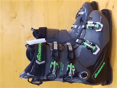Gebrauchte Nordica Sport Machine 110 Skischuhe