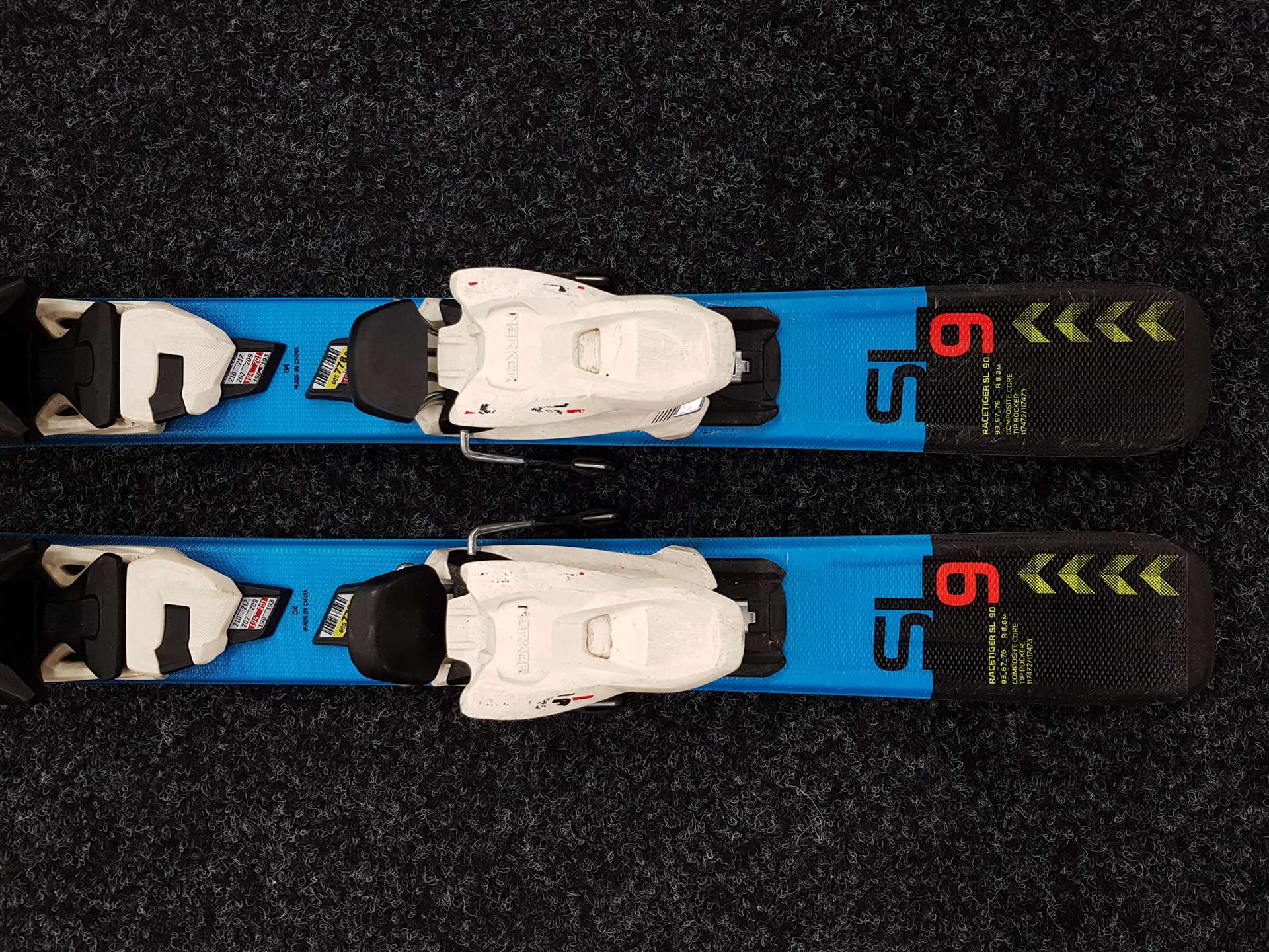 Gebrauchte VOLKL Racetiger SL 9 Skier + Marker 4.5 Bindungen