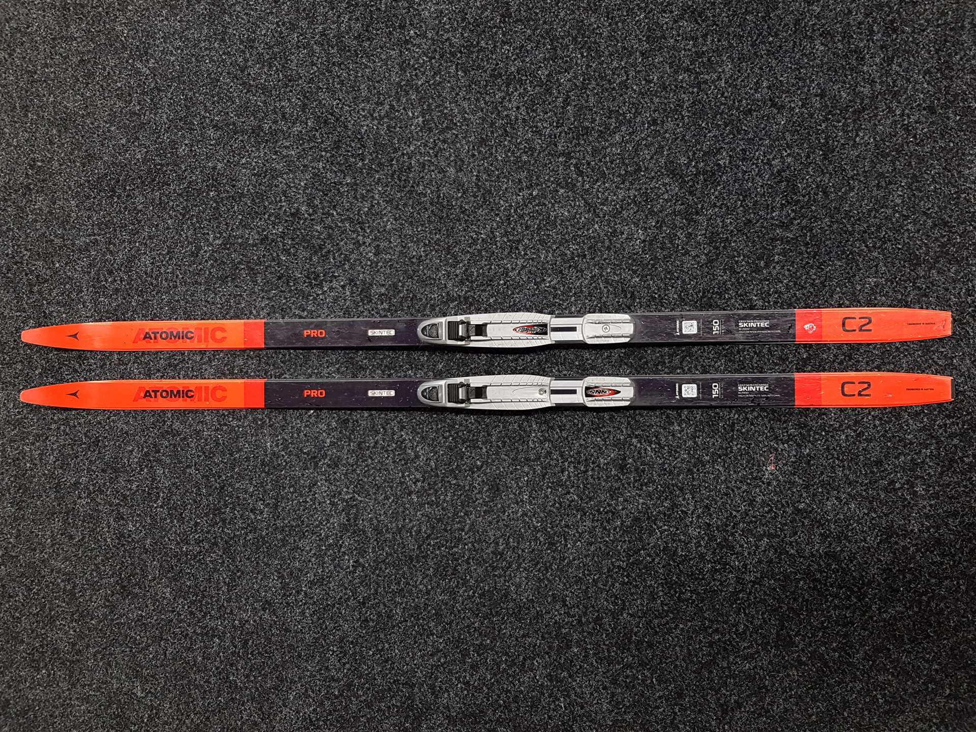 Schiuri de fond Atomic Skintec PRO C2 folosite + legături NNN Rottefella