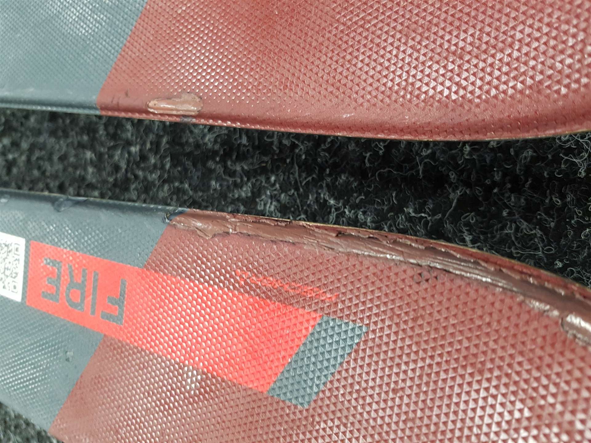 Gebrauchte FISCHER Fire Ski + Fischer RS 9 Bindungen