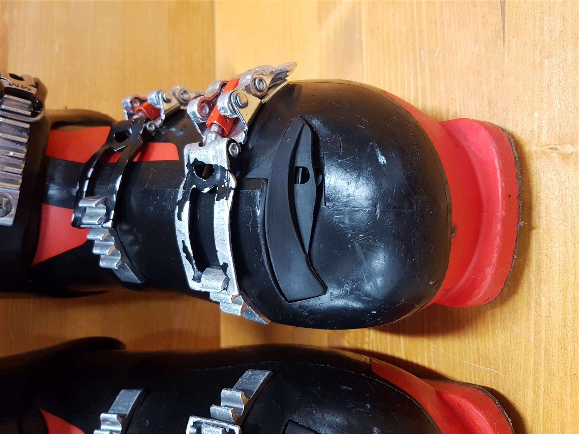 Použité lyžiarky NORDICA Sport Machine 90 R