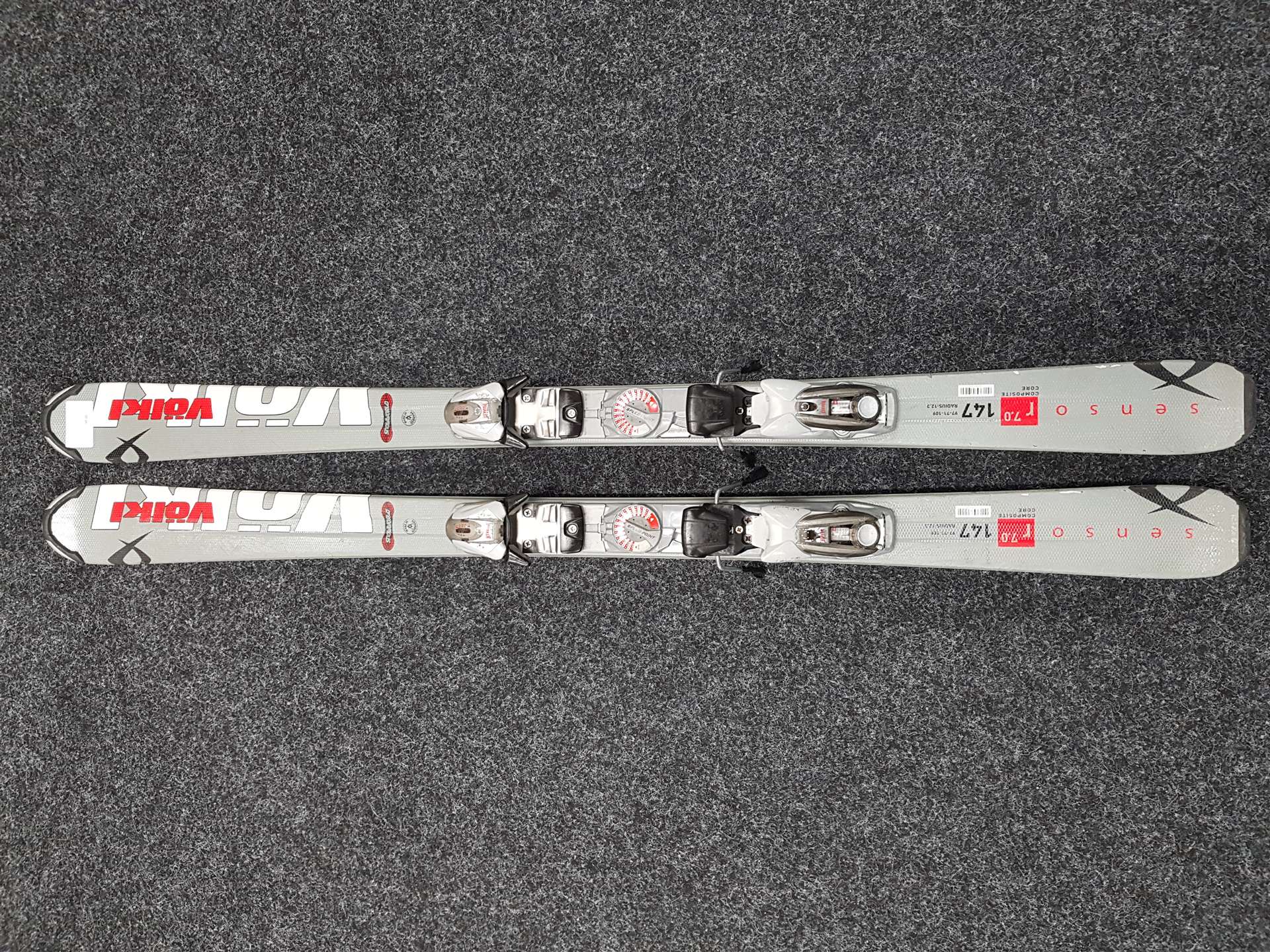 Skis VOLKL Senso d'occasion + fixations Marker M 9