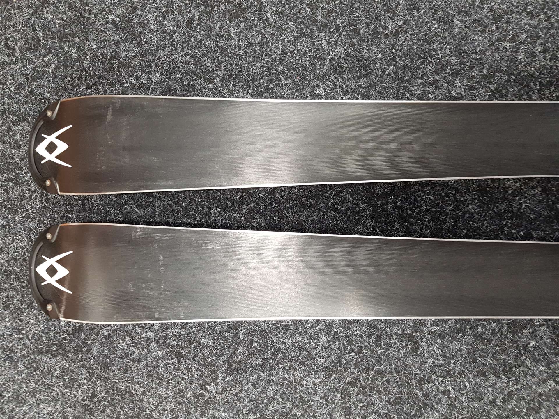 Skis VOLKL Senso d'occasion + fixations Marker M 9