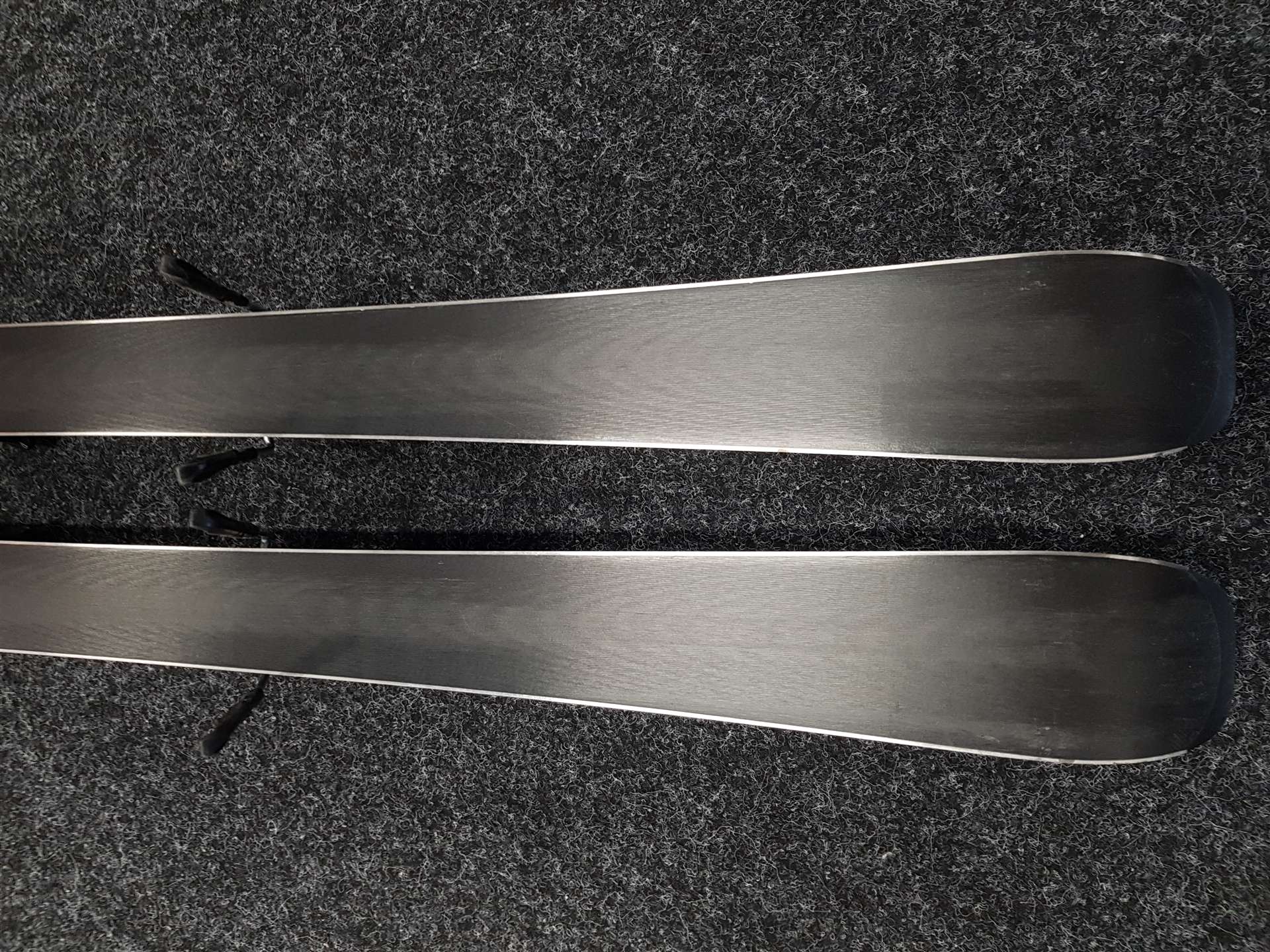 Skis VOLKL Senso d'occasion + fixations Marker M 9