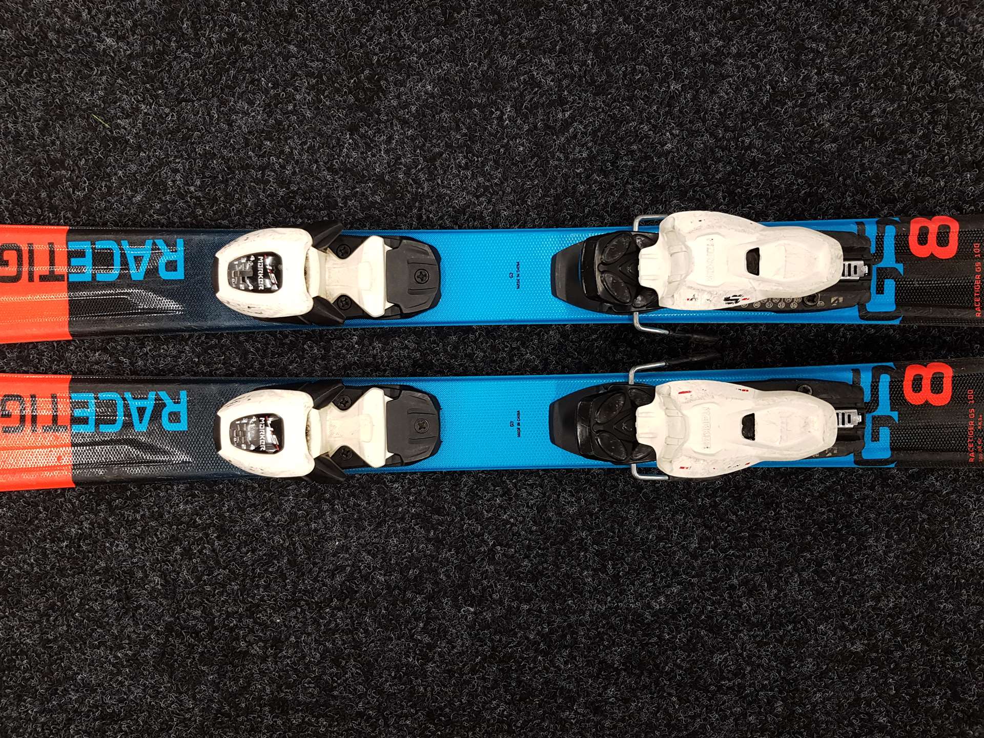 Gebrauchte VOLKL Racetiger Ski + Marker 4.5 Bindungen