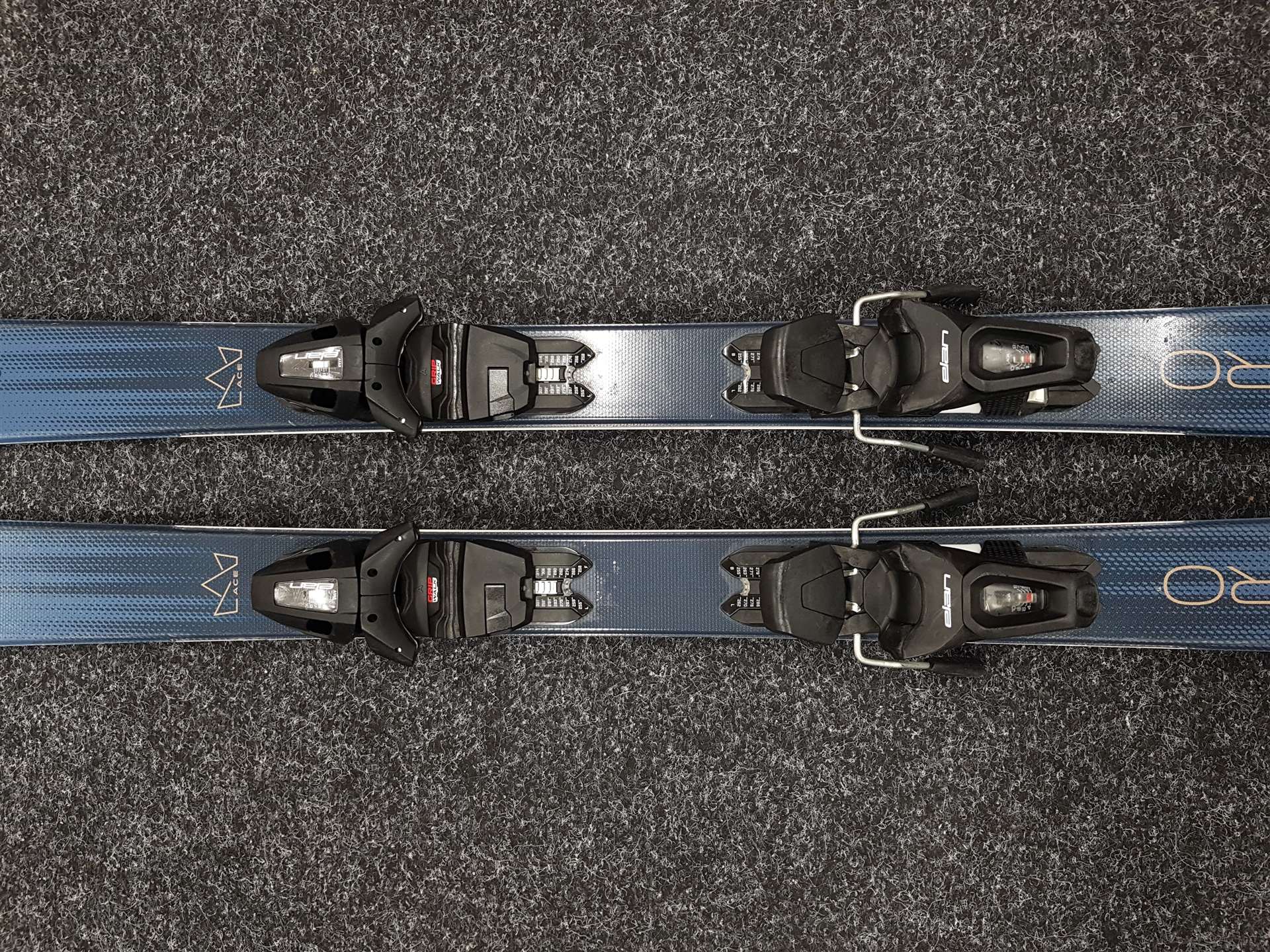 Skis ELAN Ace Pro d'occasion + fixations Elan EL 10