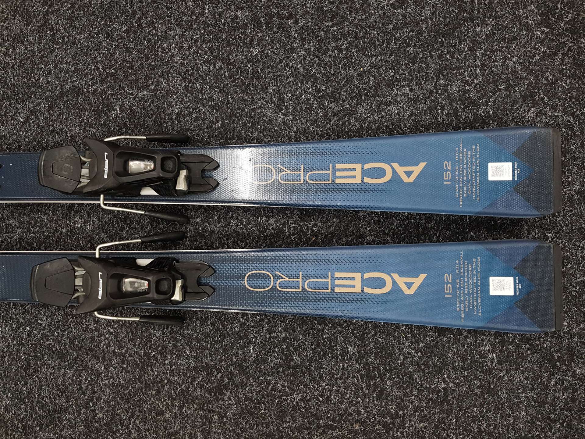 Skis ELAN Ace Pro d'occasion + fixations Elan EL 10