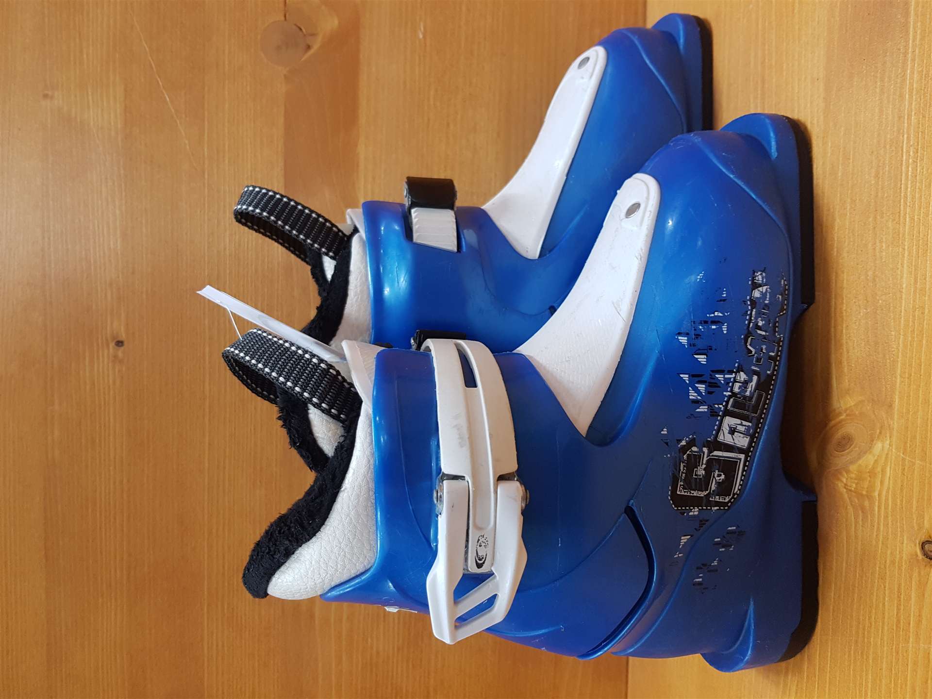 Gebrauchte SALOMON T1 Skischuhe