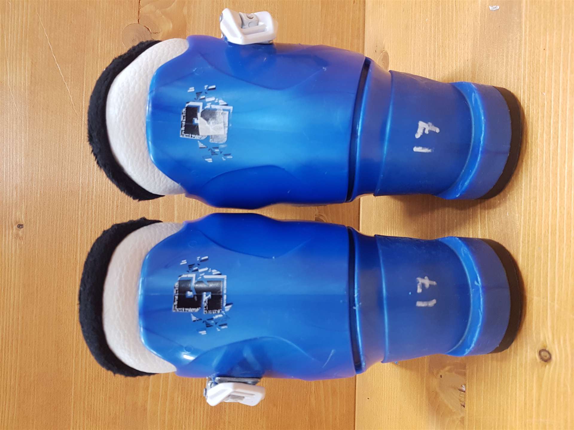 Gebrauchte SALOMON T1 Skischuhe