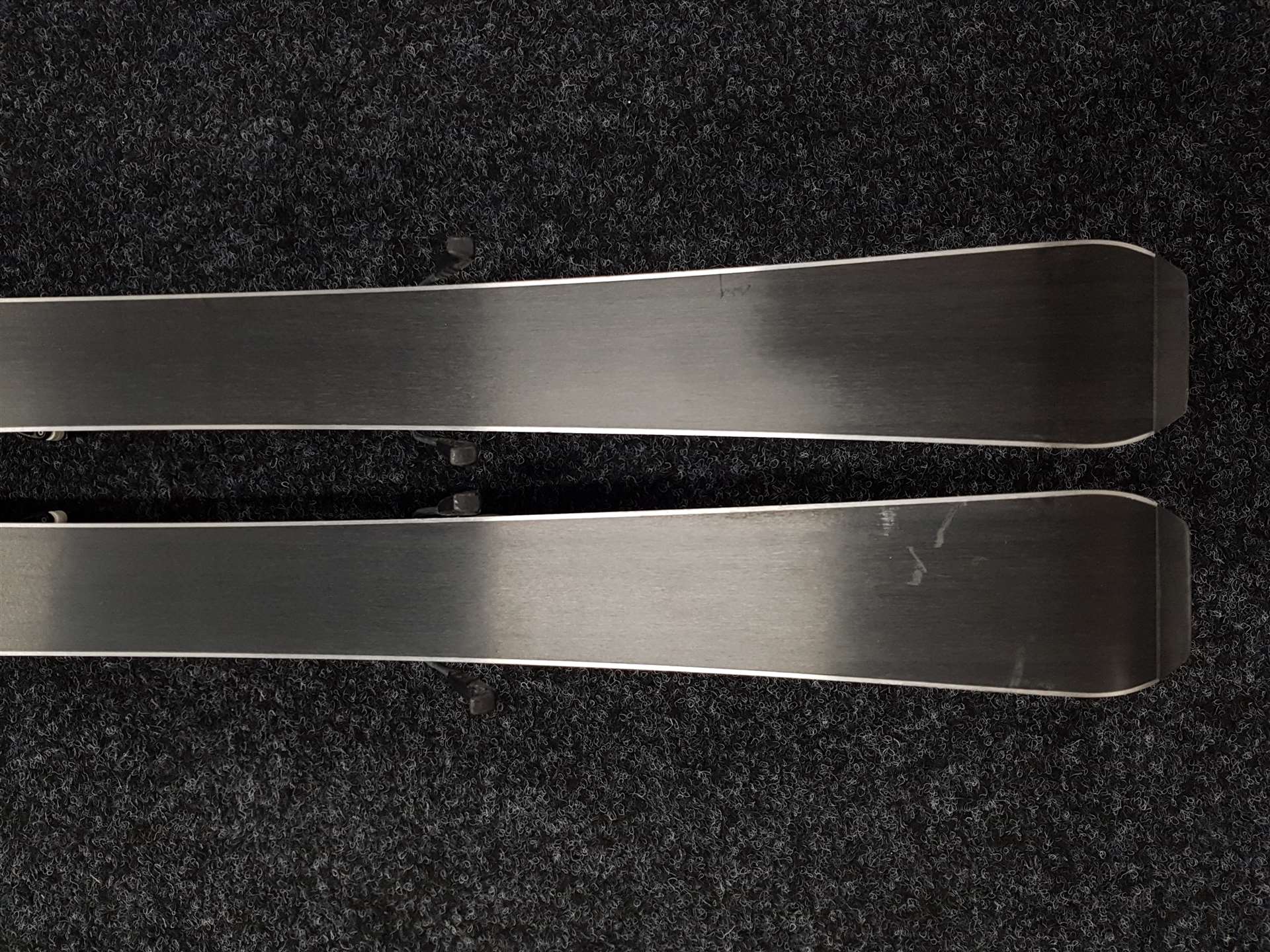 Schiuri Sporten Rocker folosite + legături Tyrolia LRX 4.5