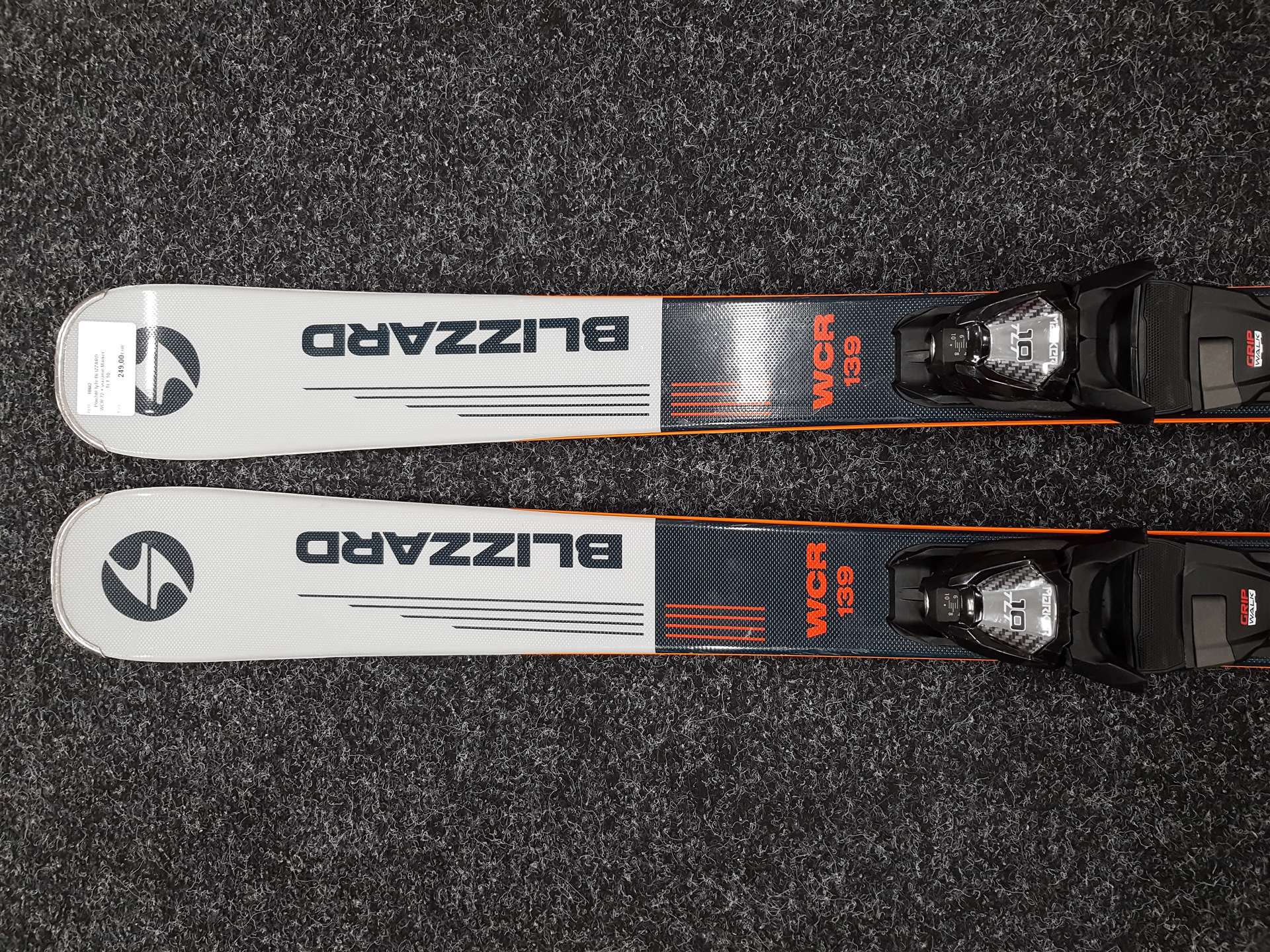 Skis d'occasion BLIZZARD WCR 72 + fixations Marker TLT 10