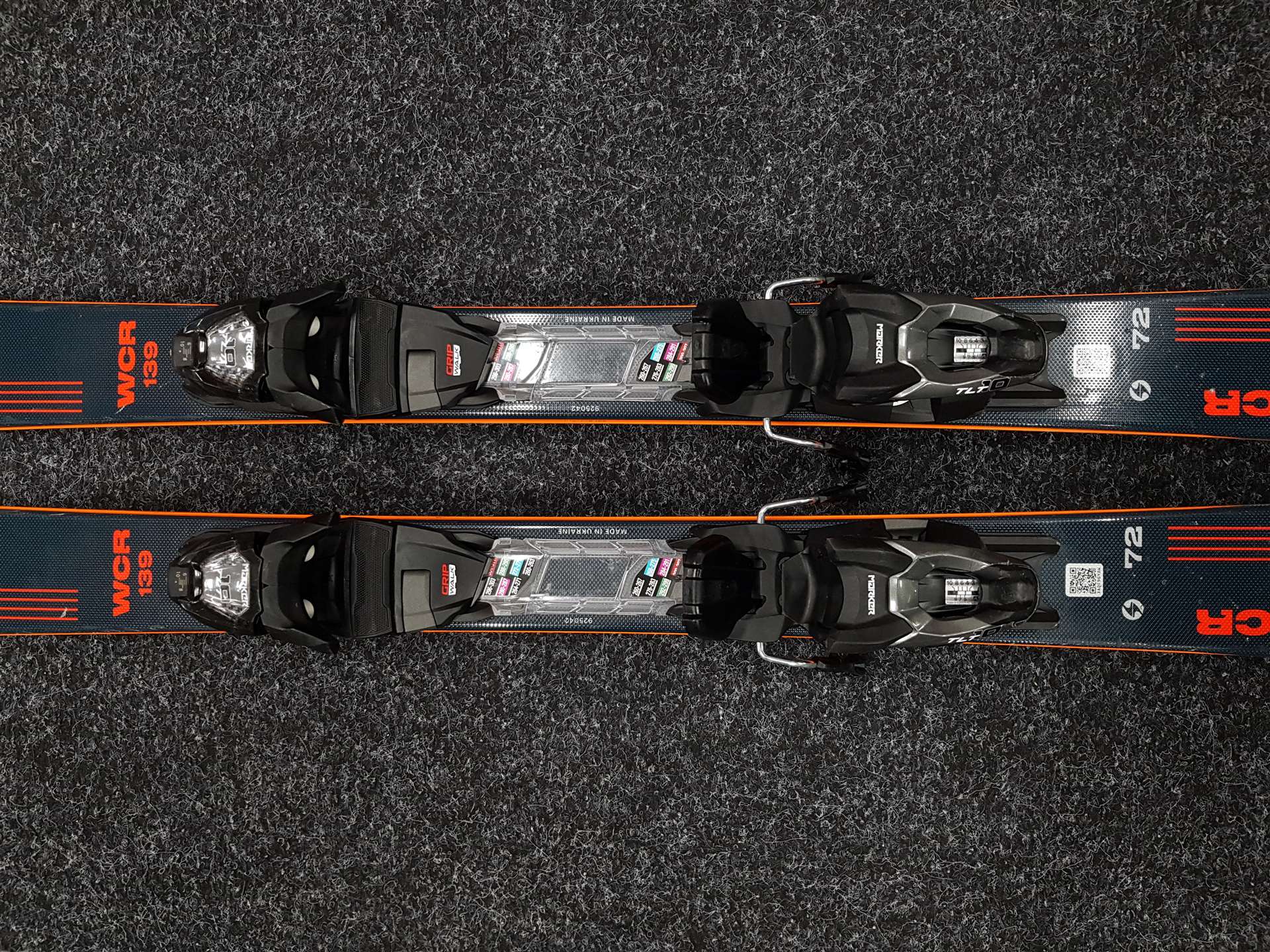 Skis d'occasion BLIZZARD WCR 72 + fixations Marker TLT 10