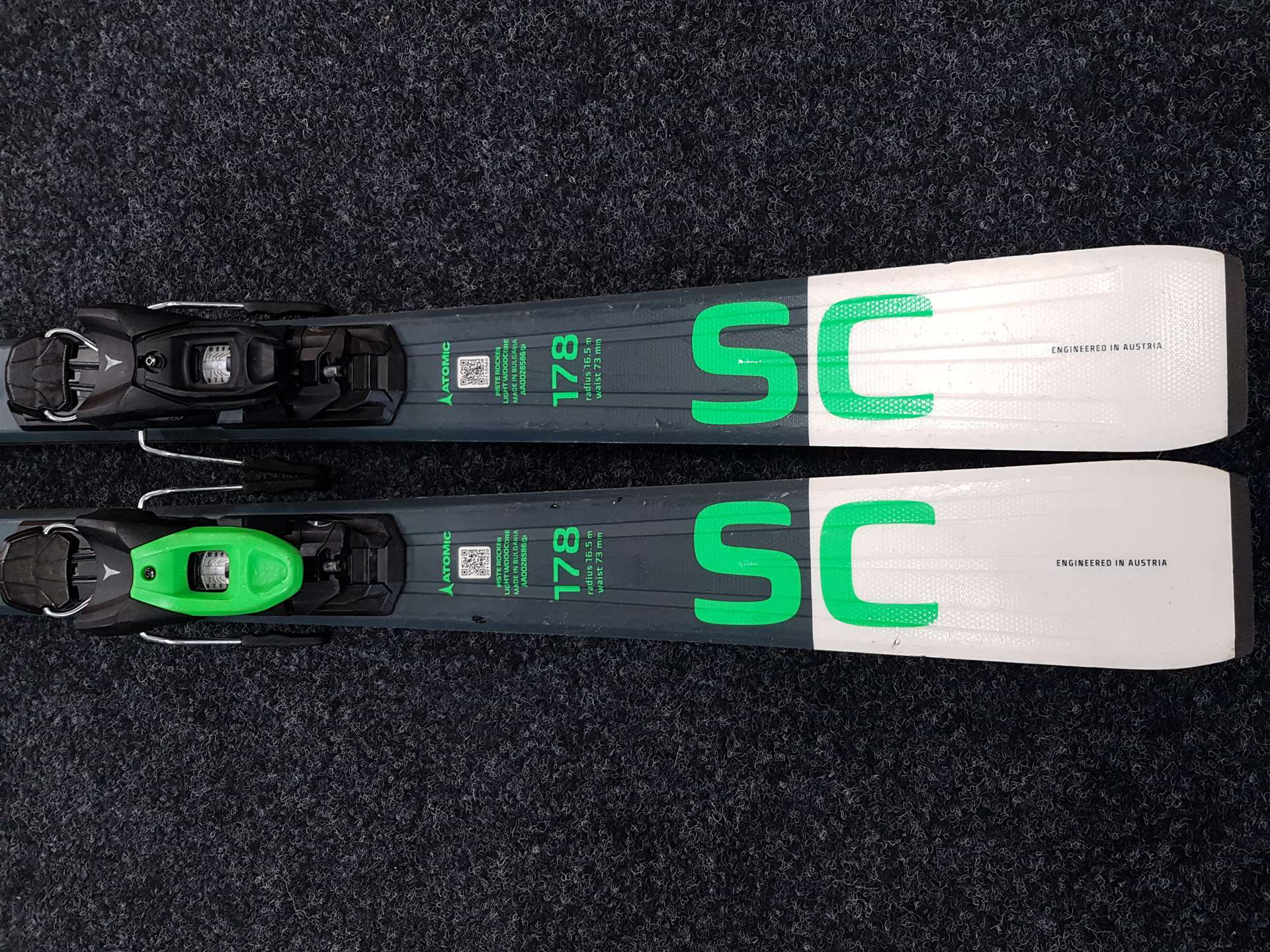 Sci ATOMIC Redster SC usati + attacchi Atomic M 10