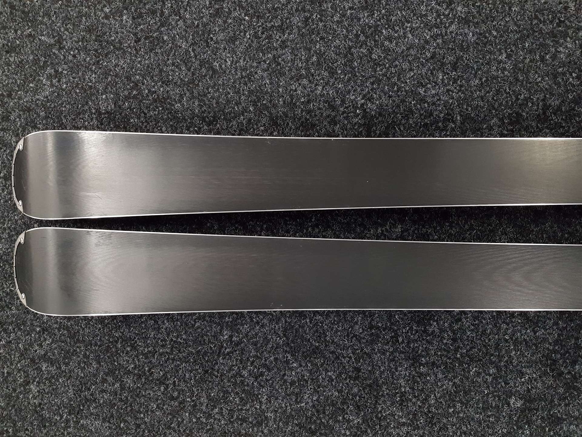 Sci ATOMIC Redster SC usati + attacchi Atomic M 10