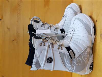 Cizme de snowboard Flow Lotus second hand