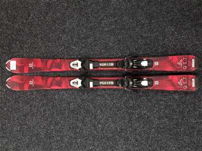 Esquís infantiles usados SALOMON QST Lux JR + fijaciones Salomon 5