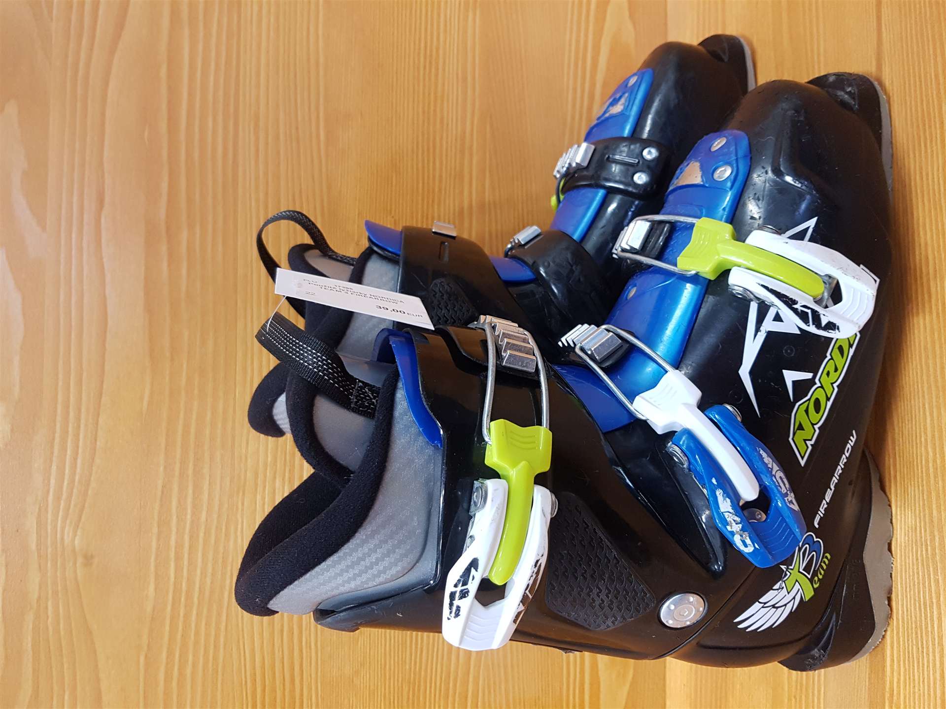 Gebrauchte Skischuhe NORDICA TEAM 3 FIREARROW