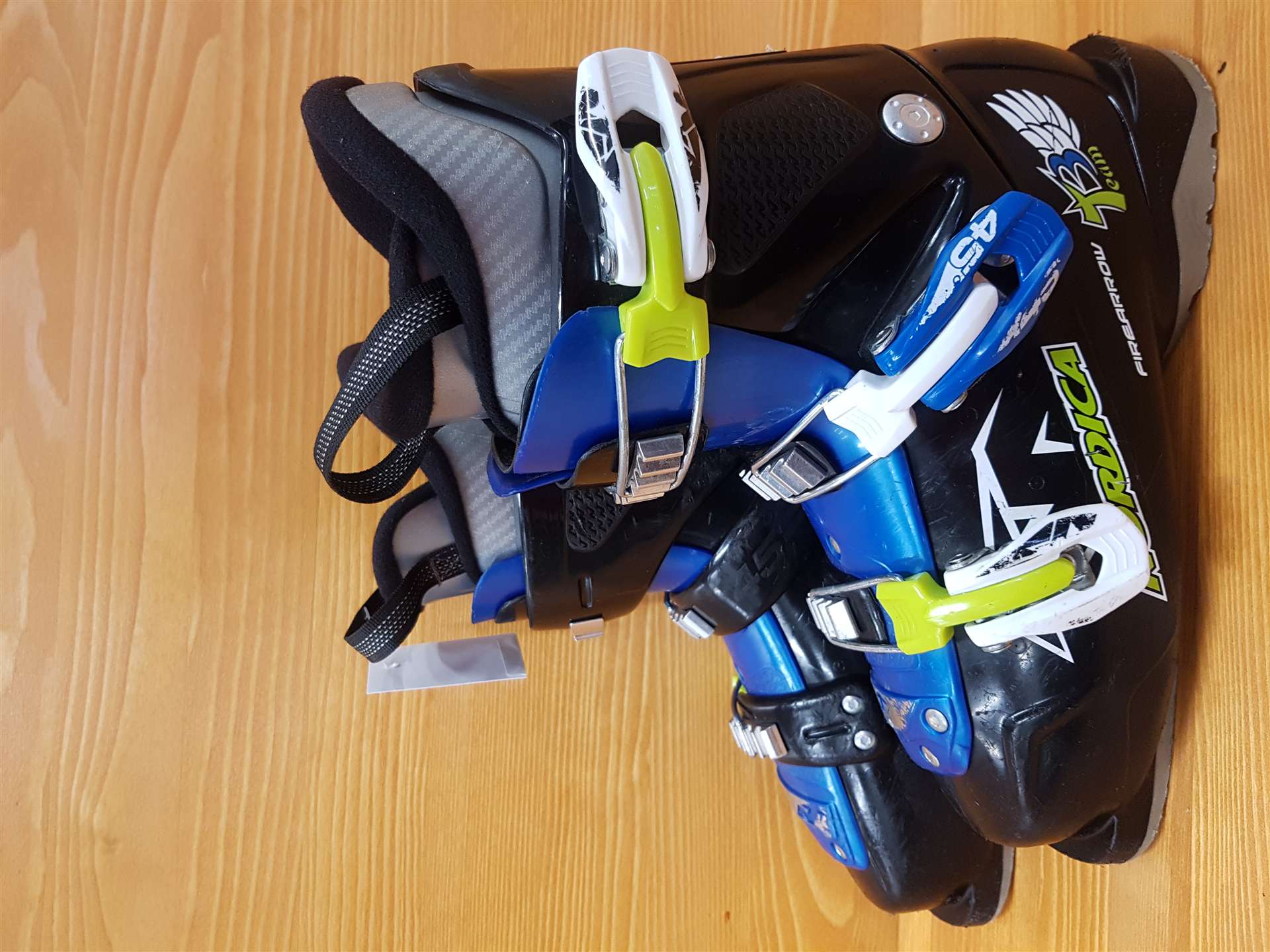 Gebrauchte Skischuhe NORDICA TEAM 3 FIREARROW