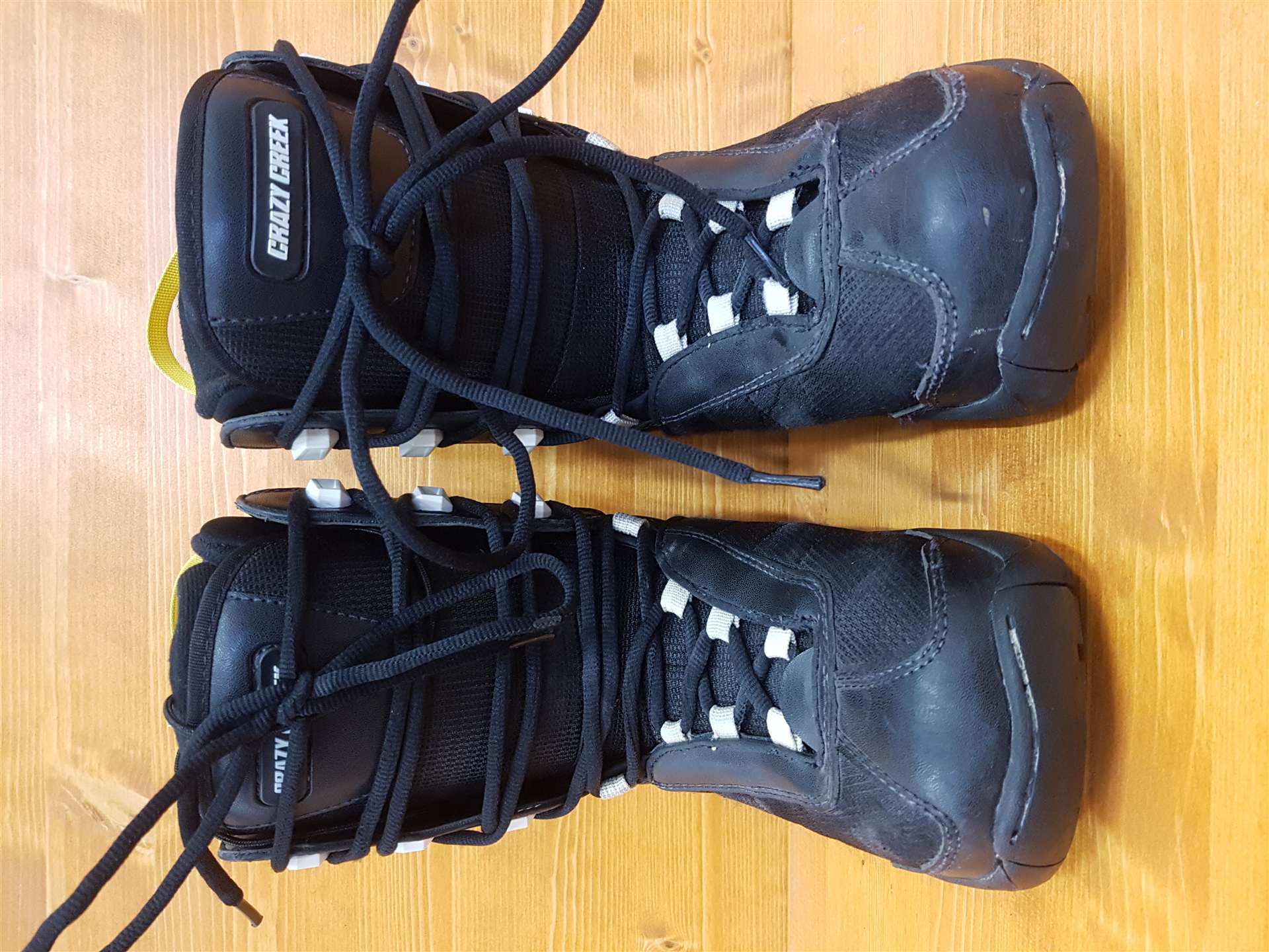 Bottes de snowboard Crazy Creek d'occasion