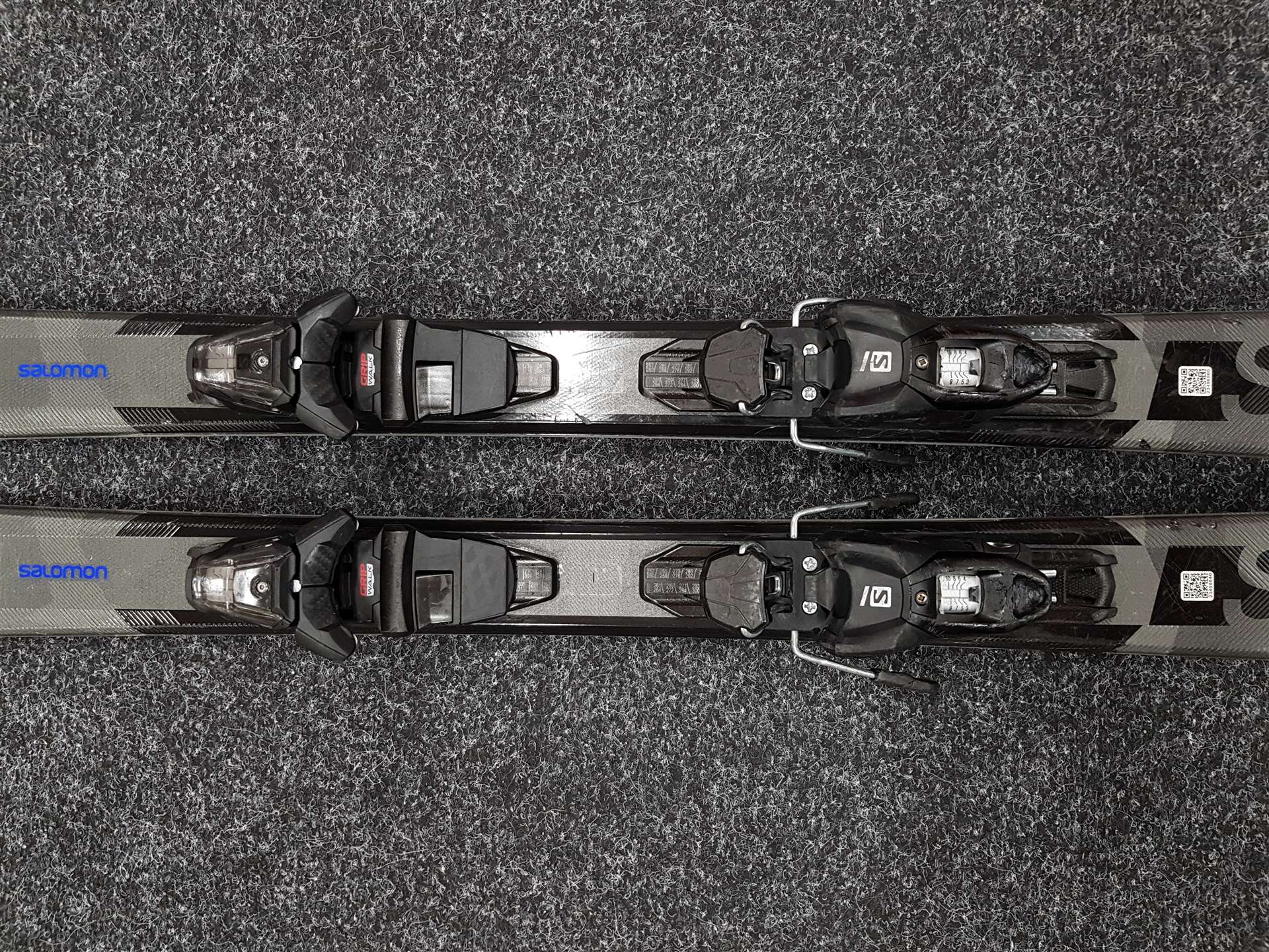 Esquís SALOMON Force SX usados + fijaciones Salomon M10