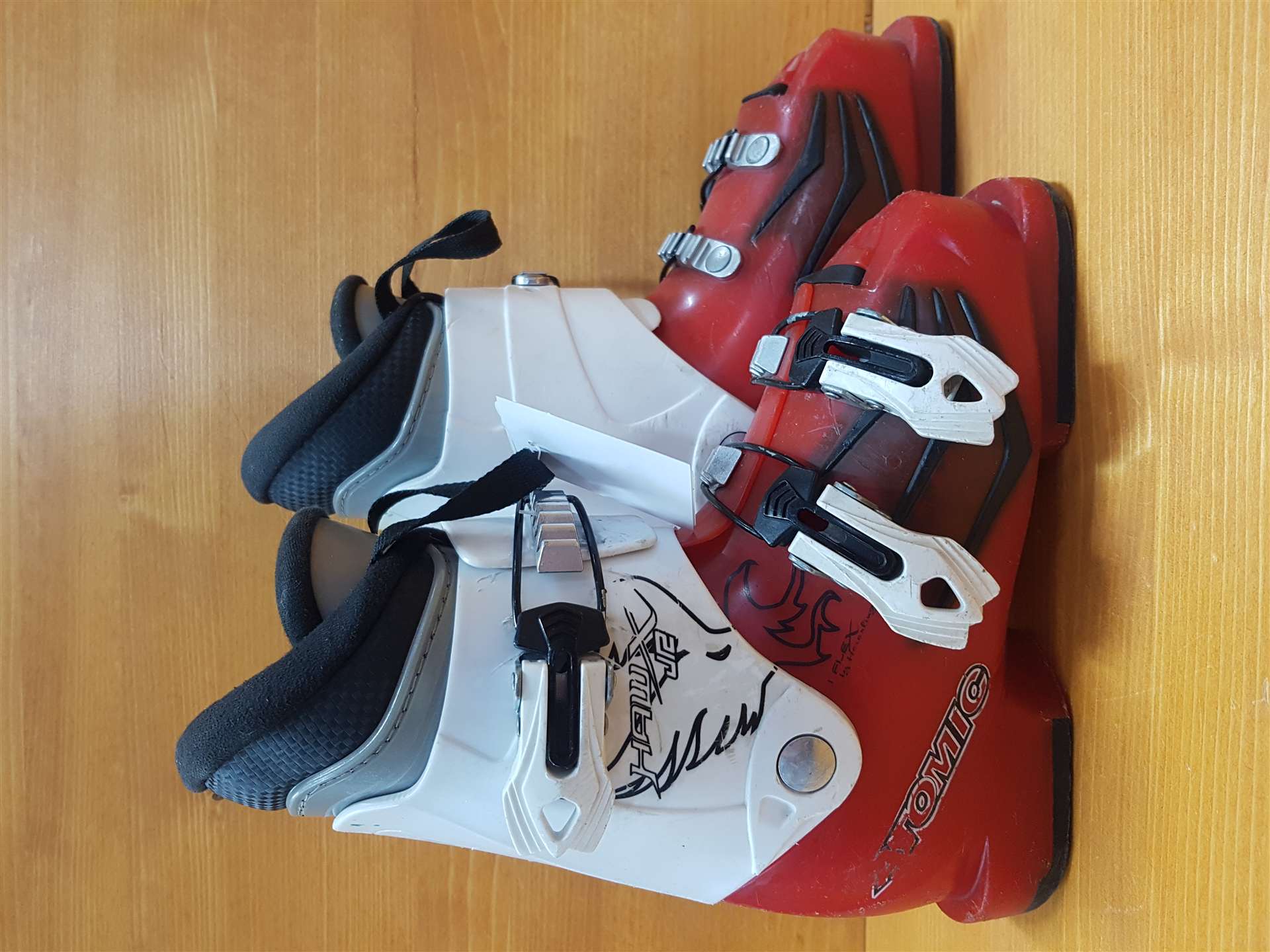 Použité lyžařky ATOMIC Hawx JR