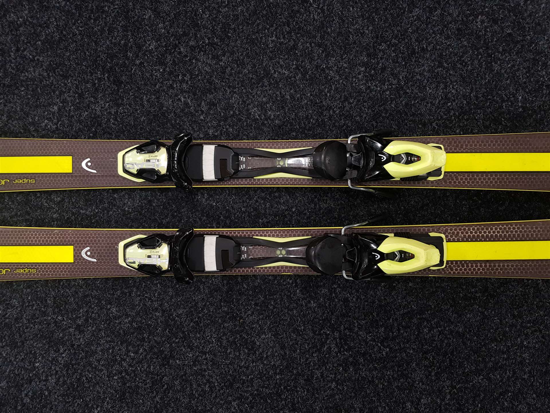 Použité lyže HEAD Super Joy + vázání Head Joy 11