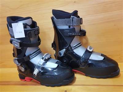 Chaussures de ski noires Scarpa