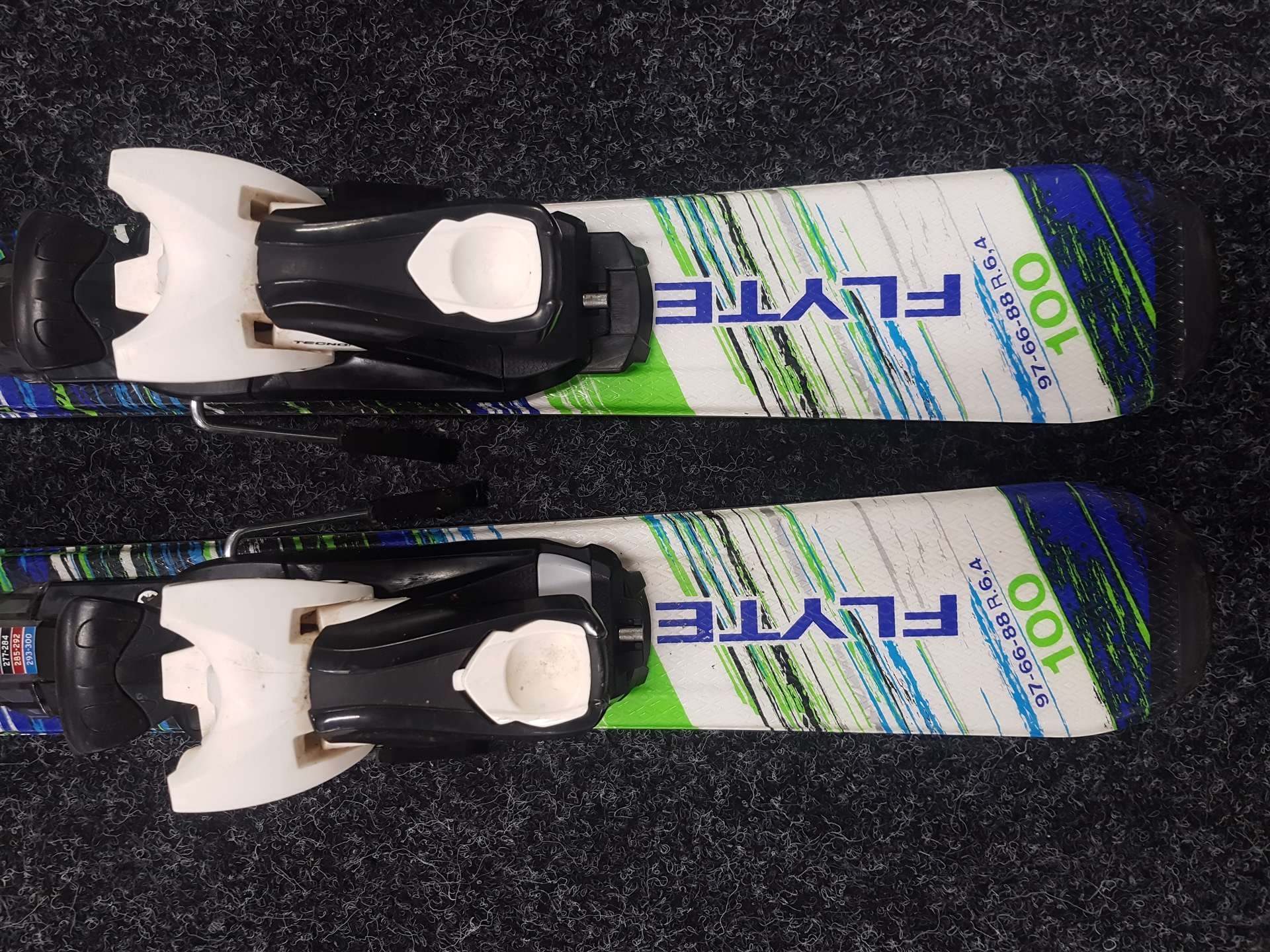 Použité detské lyže TECNOPRO Flyte + viazanie Tecnopro TC 4.5