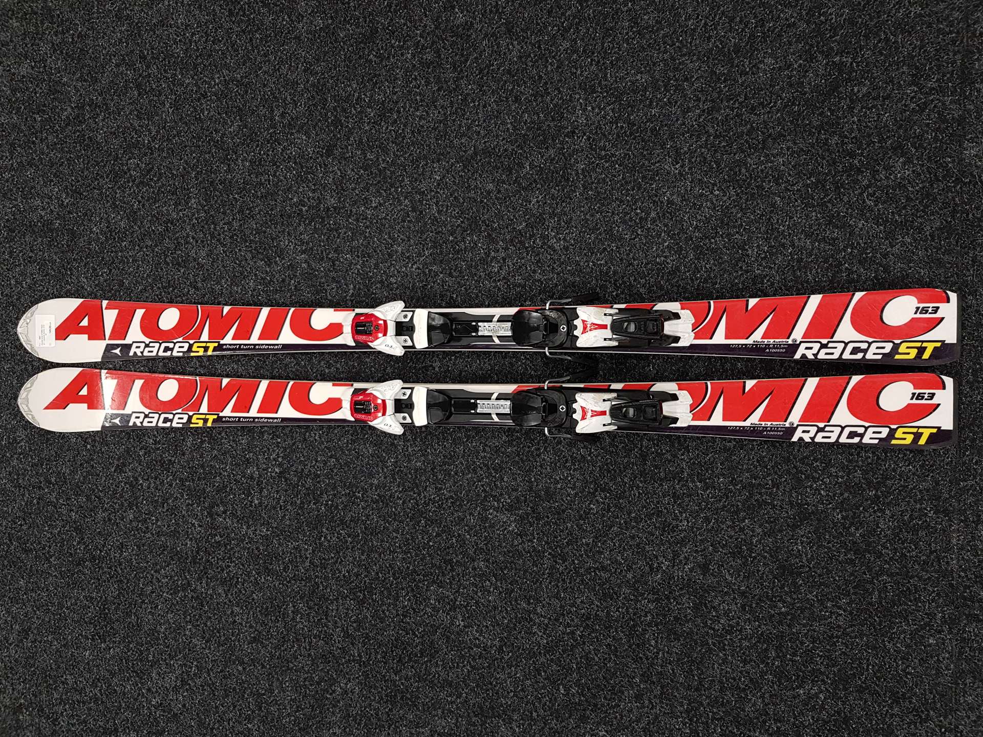 Použité lyže ATOMIC Race ST + viazanie Atomic XTO 10
