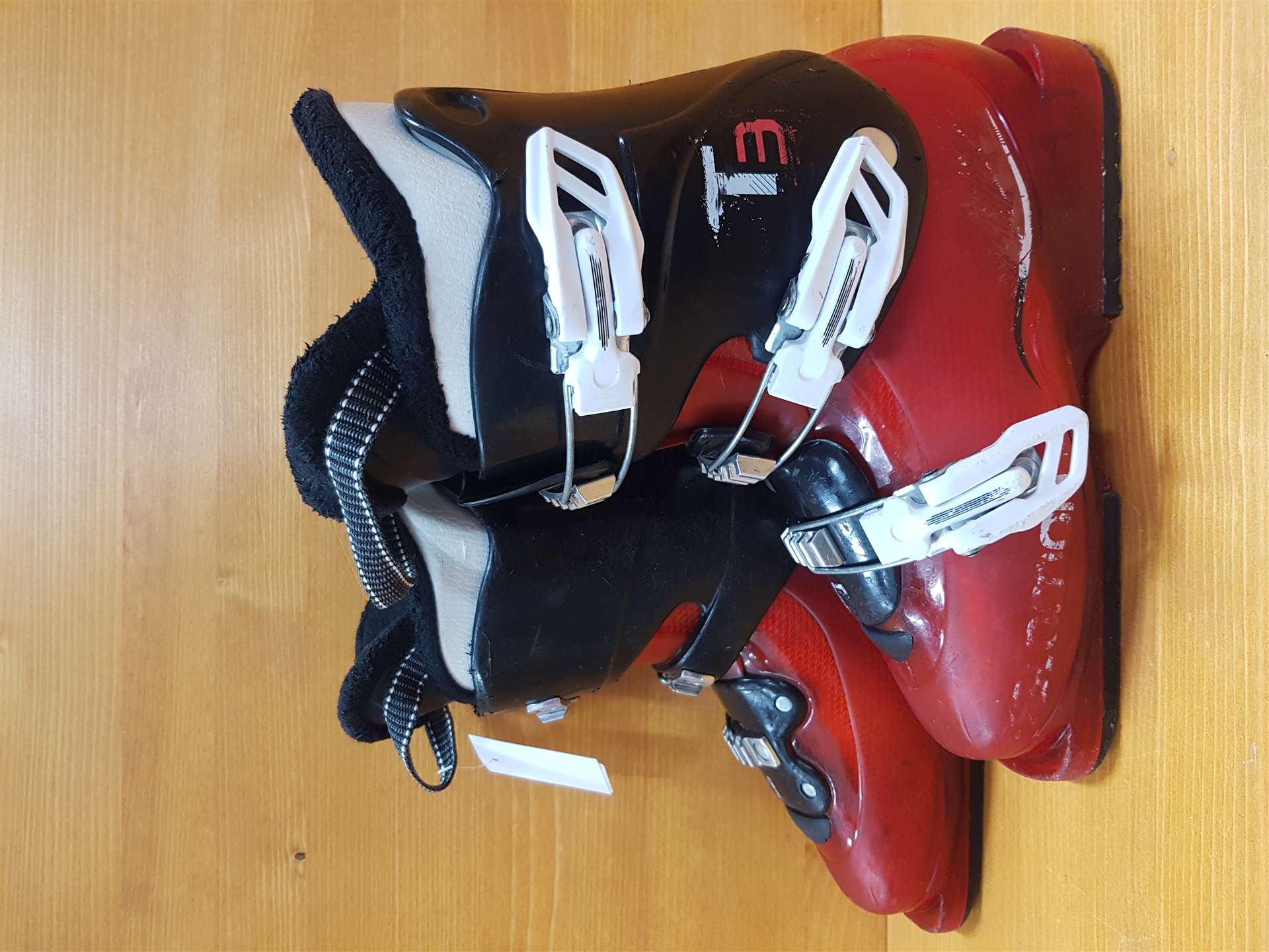 Použité lyžiarky SALOMON T3