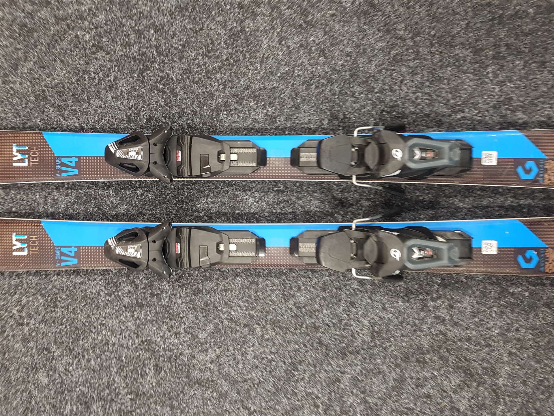 Gebrauchte Ski HEAD LYT Tech V4 + Tyrolia PR 10 Bindungen