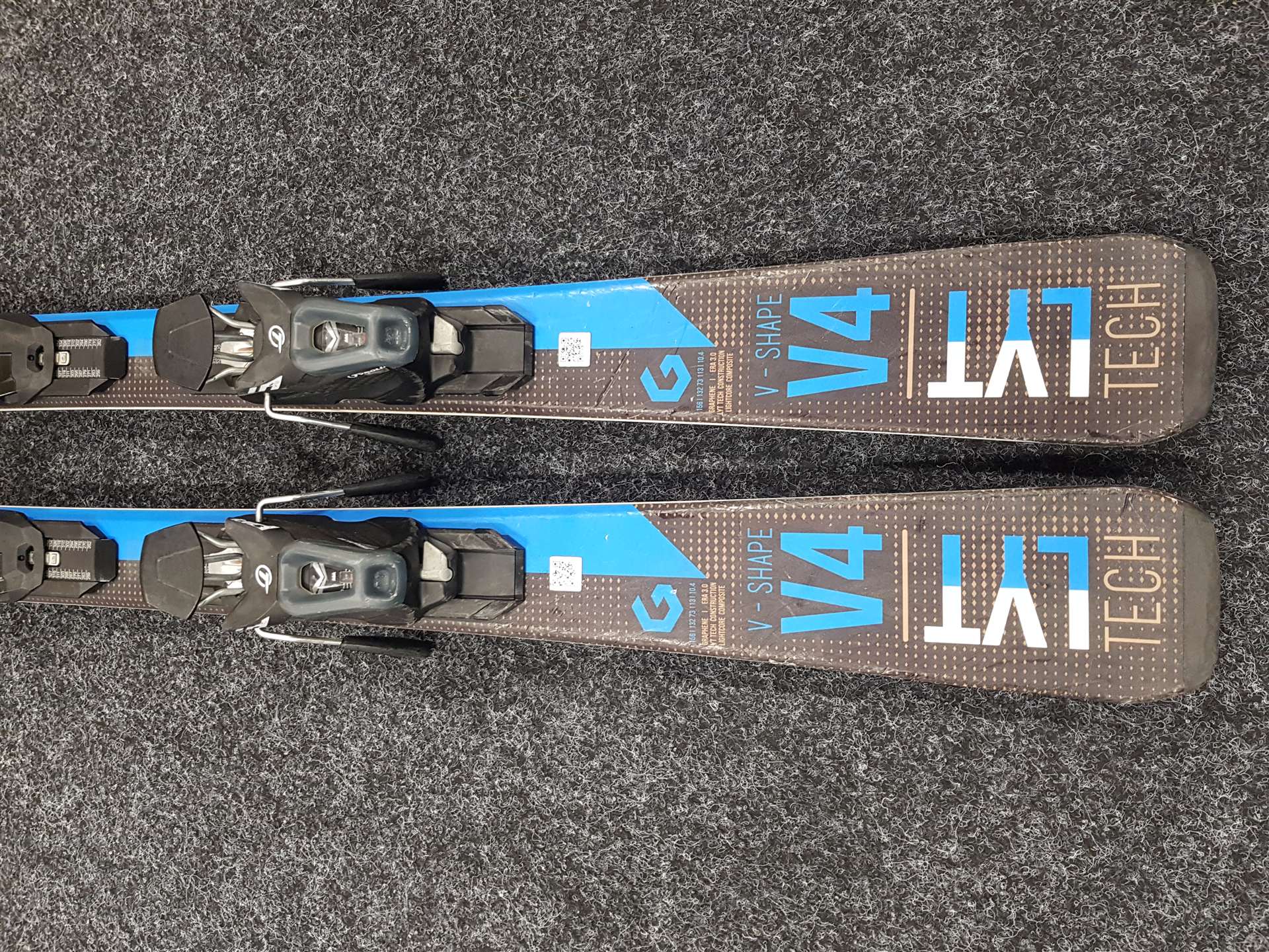 Gebrauchte Ski HEAD LYT Tech V4 + Tyrolia PR 10 Bindungen