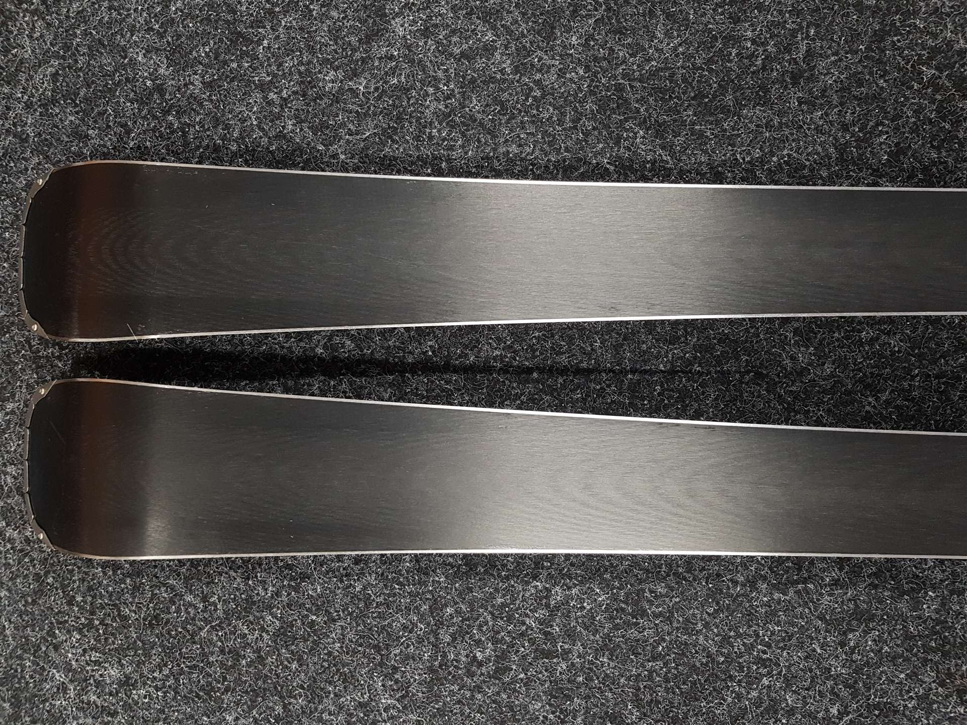 Gebrauchte Ski HEAD LYT Tech V4 + Tyrolia PR 10 Bindungen