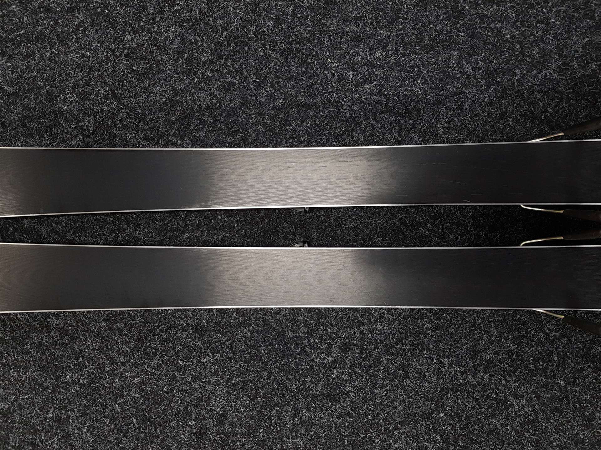 Schiuri FISCHER RC4 XTR SPEED folosite + legături Fischer RS10