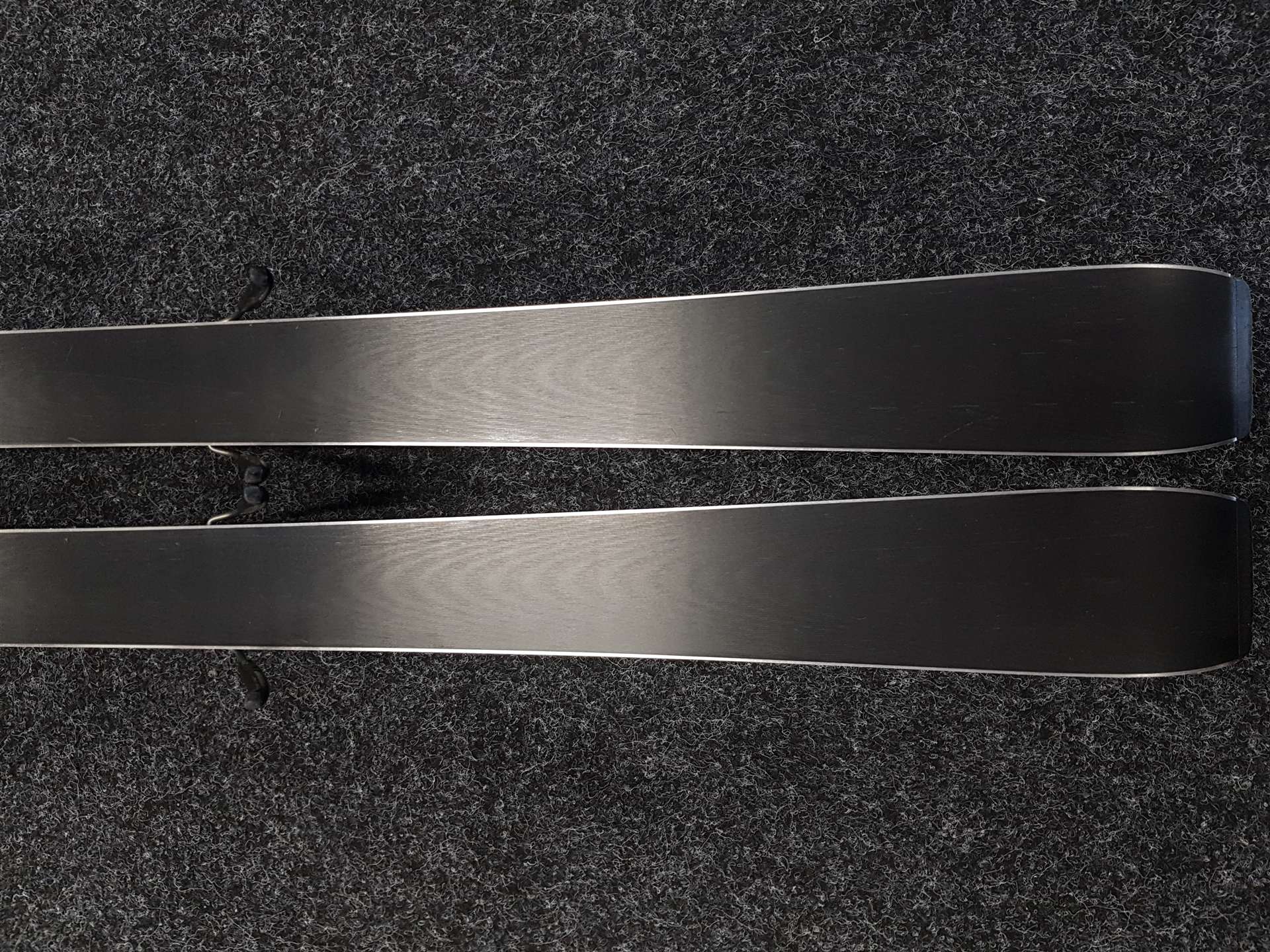 Schiuri FISCHER RC4 XTR SPEED folosite + legături Fischer RS10