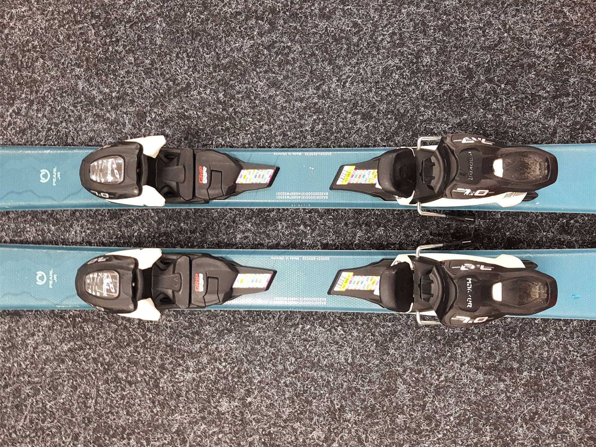 Sci BLIZZARD Pearl JR usati + attacchi Marker 7.0