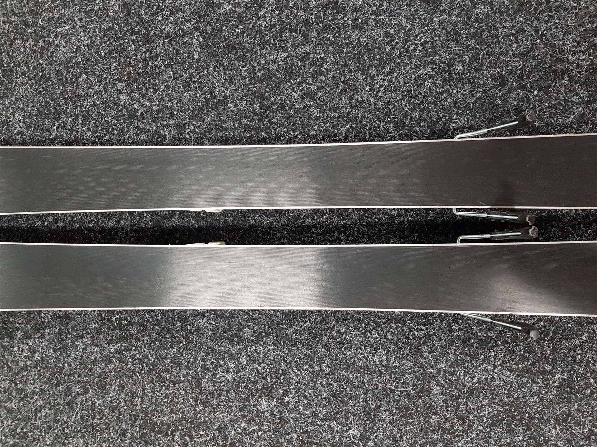 Sci BLIZZARD Pearl JR usati + attacchi Marker 7.0
