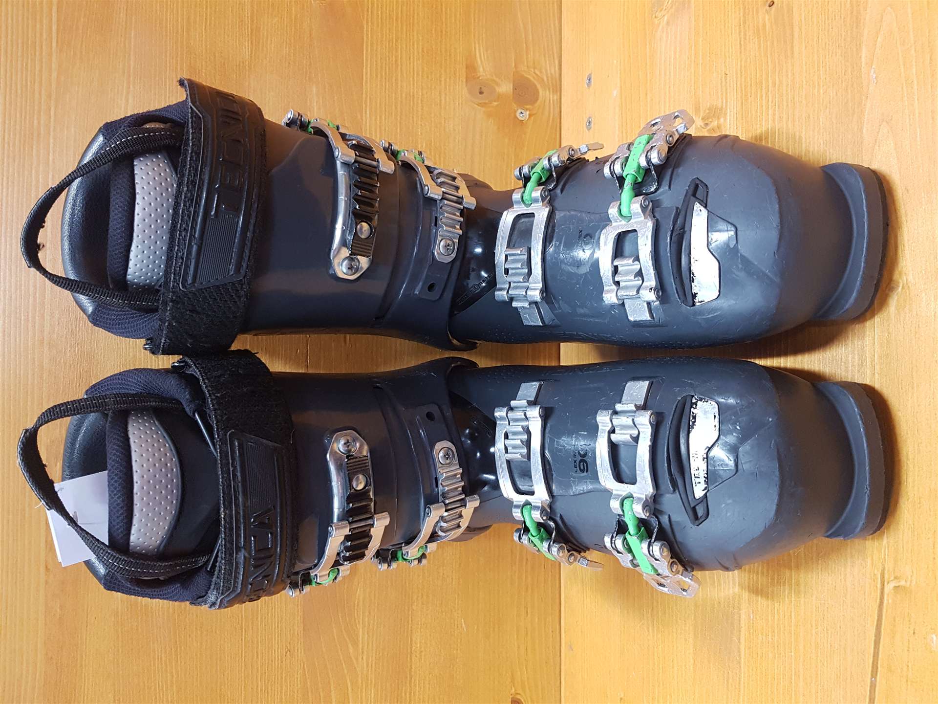 Použité lyžiarky TECNICA Mach Sport MV RT 90