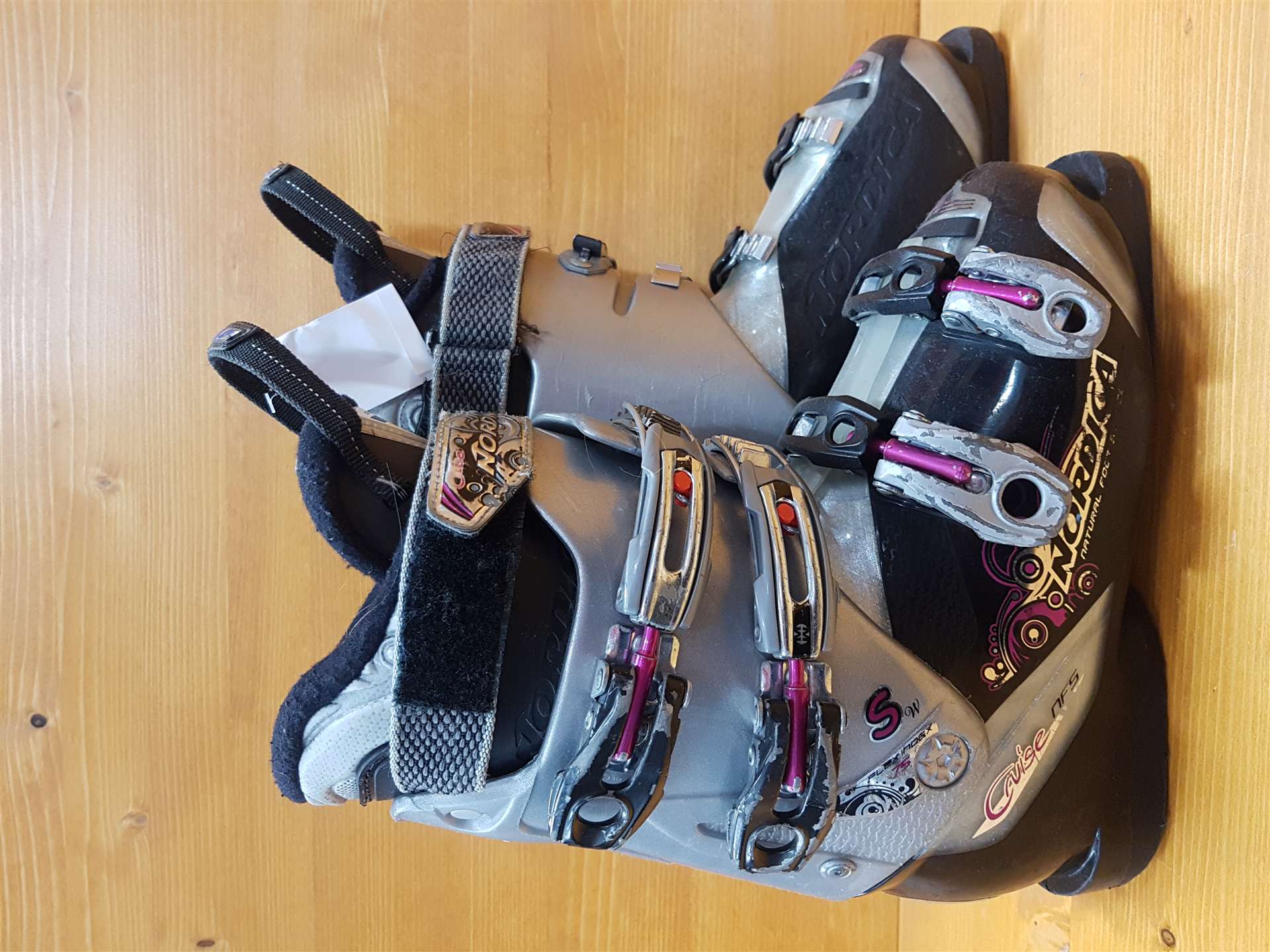 Gebrauchte Skischuhe NORDICA Cruise S W